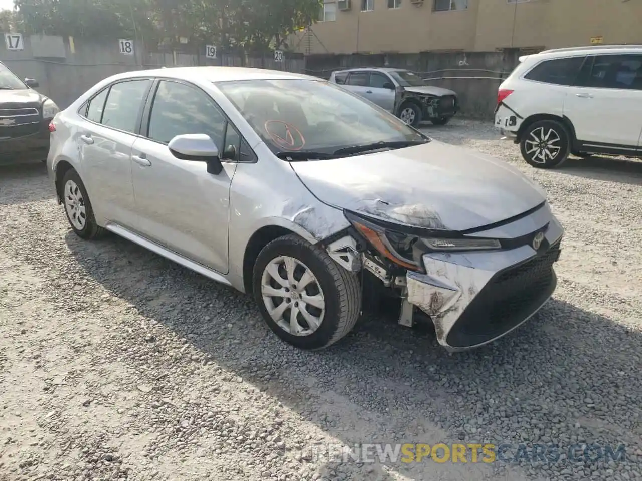 1 Photograph of a damaged car JTDEPRAE4LJ040600 TOYOTA COROLLA 2020