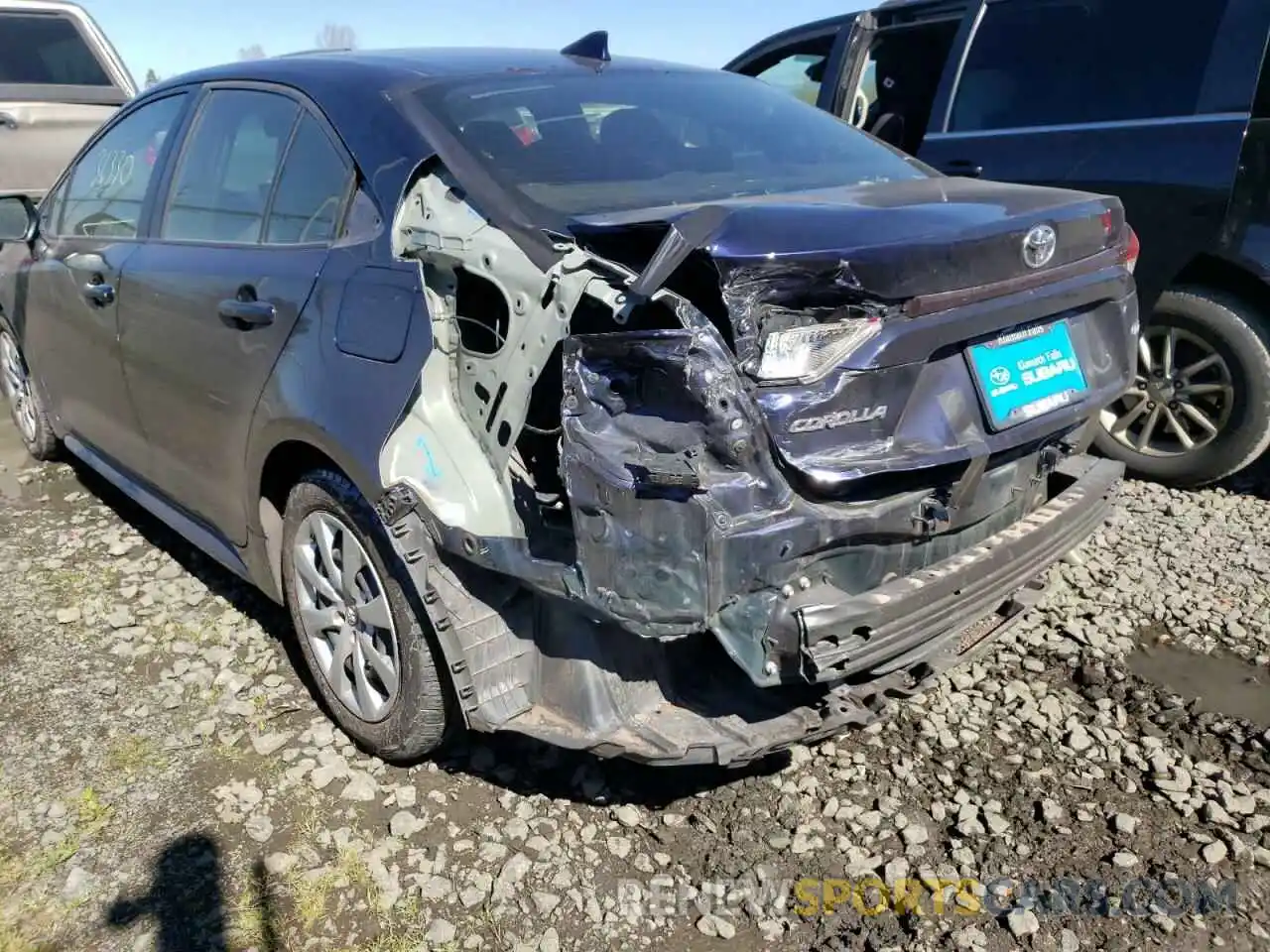 9 Photograph of a damaged car JTDEPRAE4LJ040869 TOYOTA COROLLA 2020