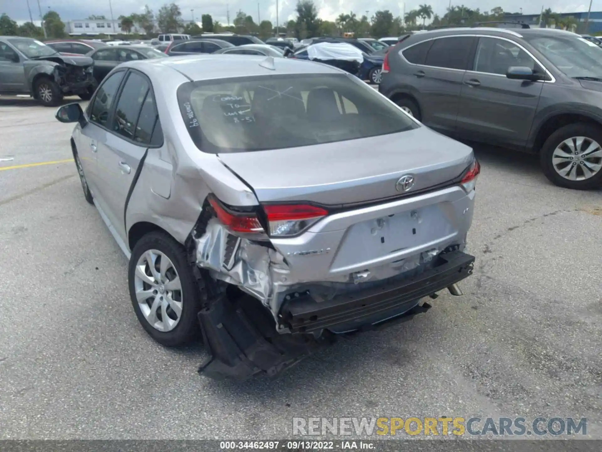 6 Photograph of a damaged car JTDEPRAE4LJ041584 TOYOTA COROLLA 2020