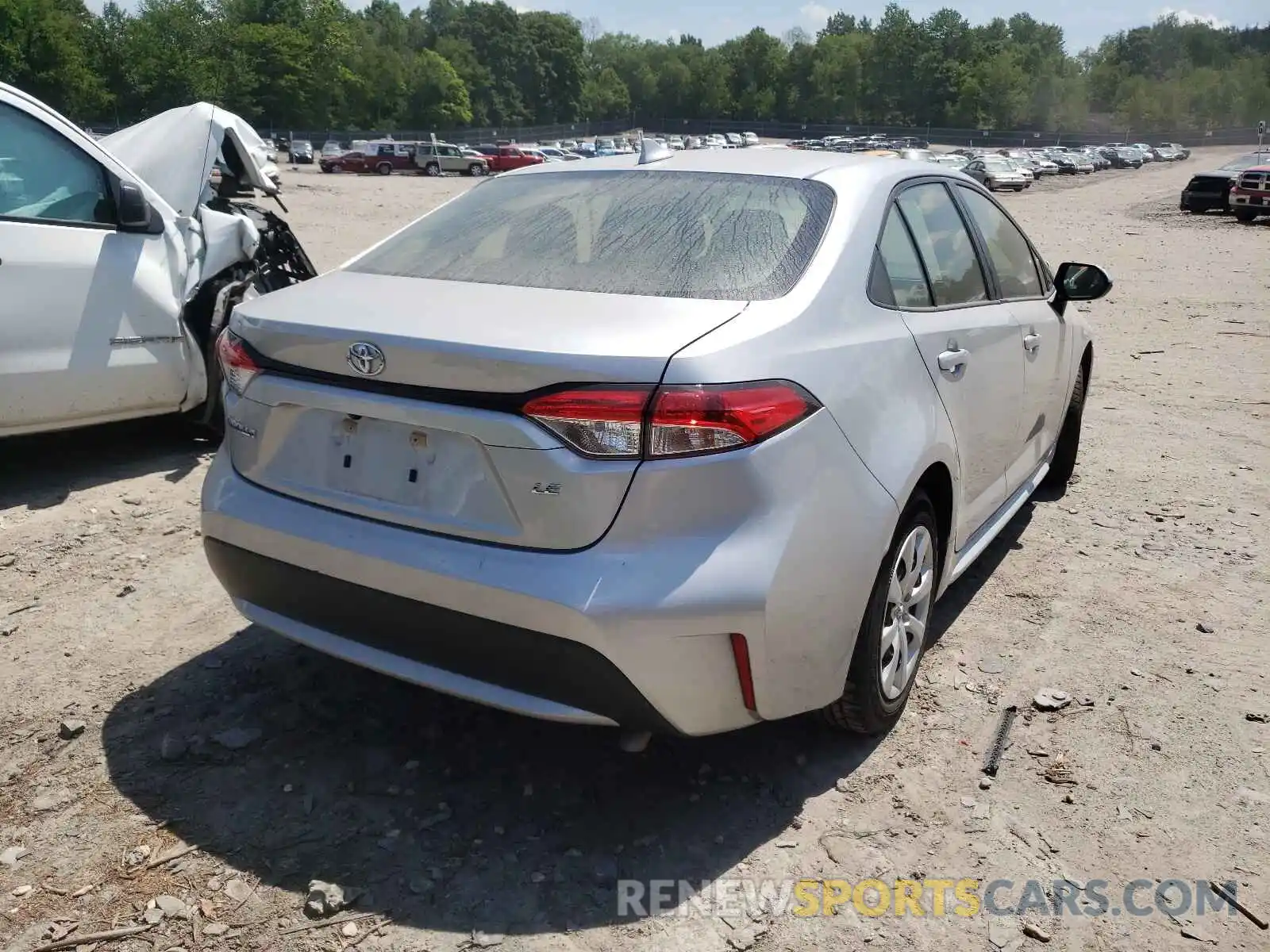 4 Photograph of a damaged car JTDEPRAE4LJ041925 TOYOTA COROLLA 2020