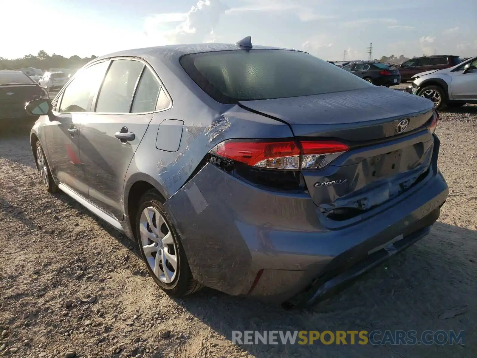 3 Photograph of a damaged car JTDEPRAE4LJ042413 TOYOTA COROLLA 2020