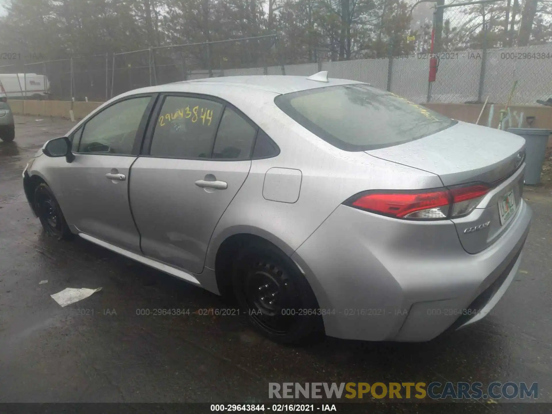 3 Photograph of a damaged car JTDEPRAE4LJ042475 TOYOTA COROLLA 2020