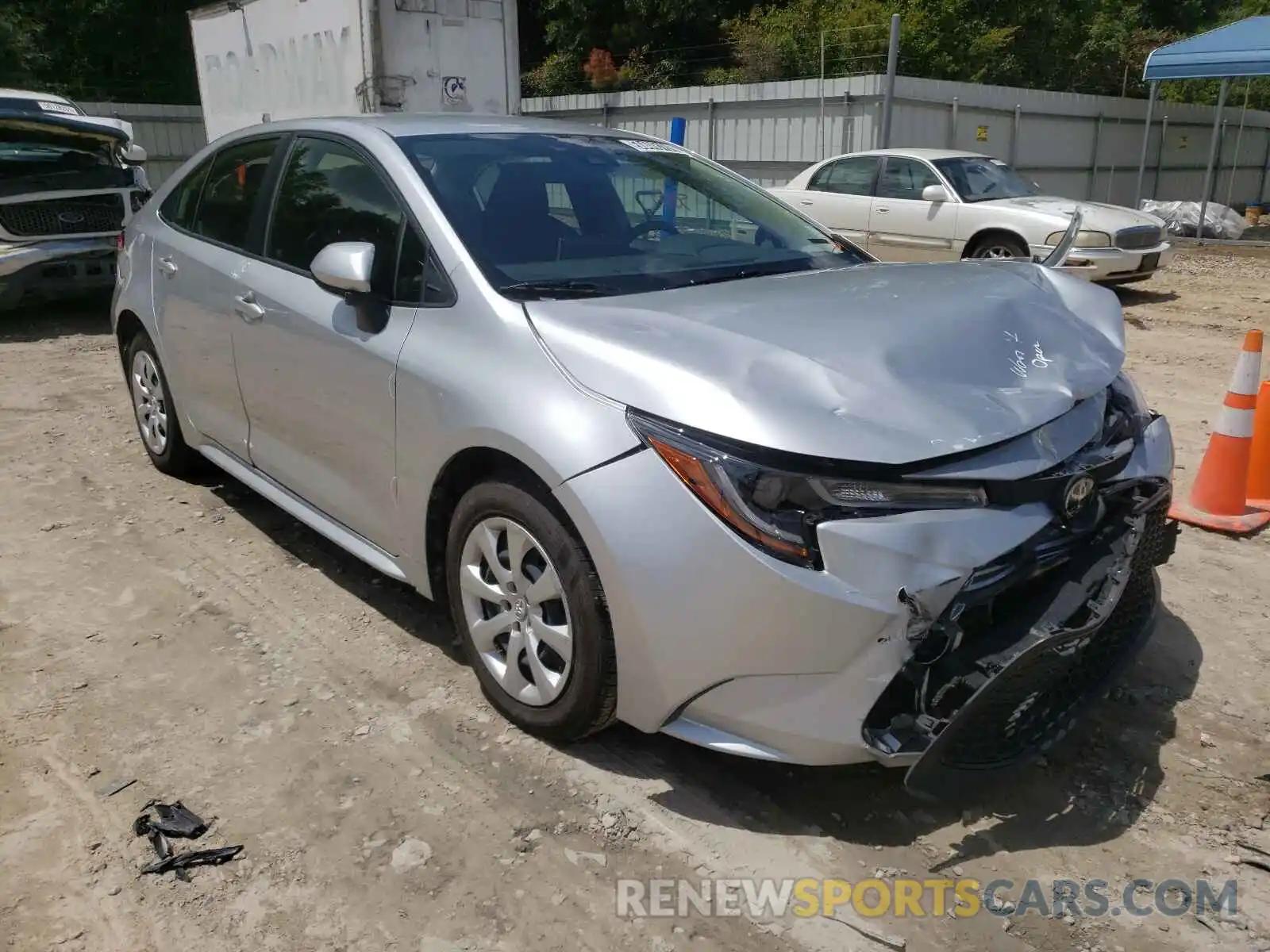 1 Photograph of a damaged car JTDEPRAE4LJ042685 TOYOTA COROLLA 2020