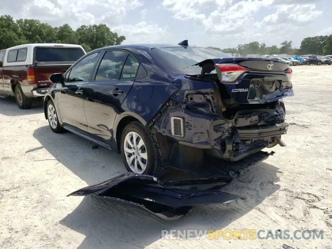 3 Photograph of a damaged car JTDEPRAE4LJ042881 TOYOTA COROLLA 2020