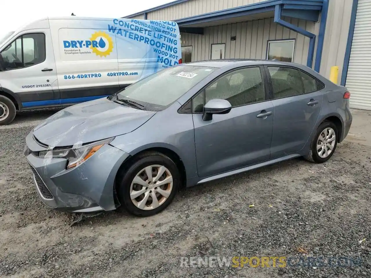 1 Photograph of a damaged car JTDEPRAE4LJ043139 TOYOTA COROLLA 2020