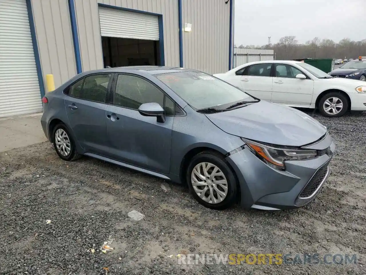 4 Photograph of a damaged car JTDEPRAE4LJ043139 TOYOTA COROLLA 2020