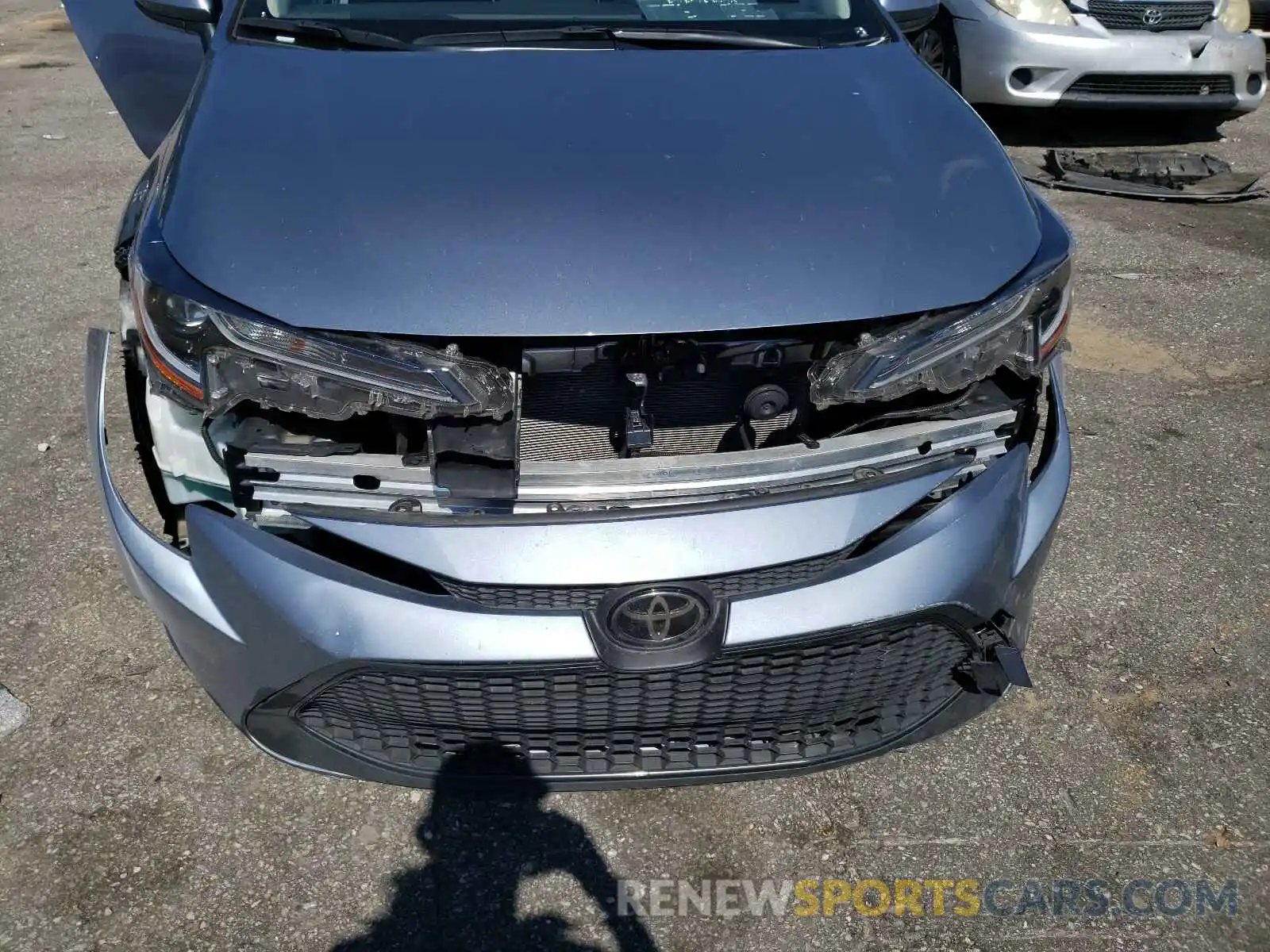 9 Photograph of a damaged car JTDEPRAE4LJ043397 TOYOTA COROLLA 2020