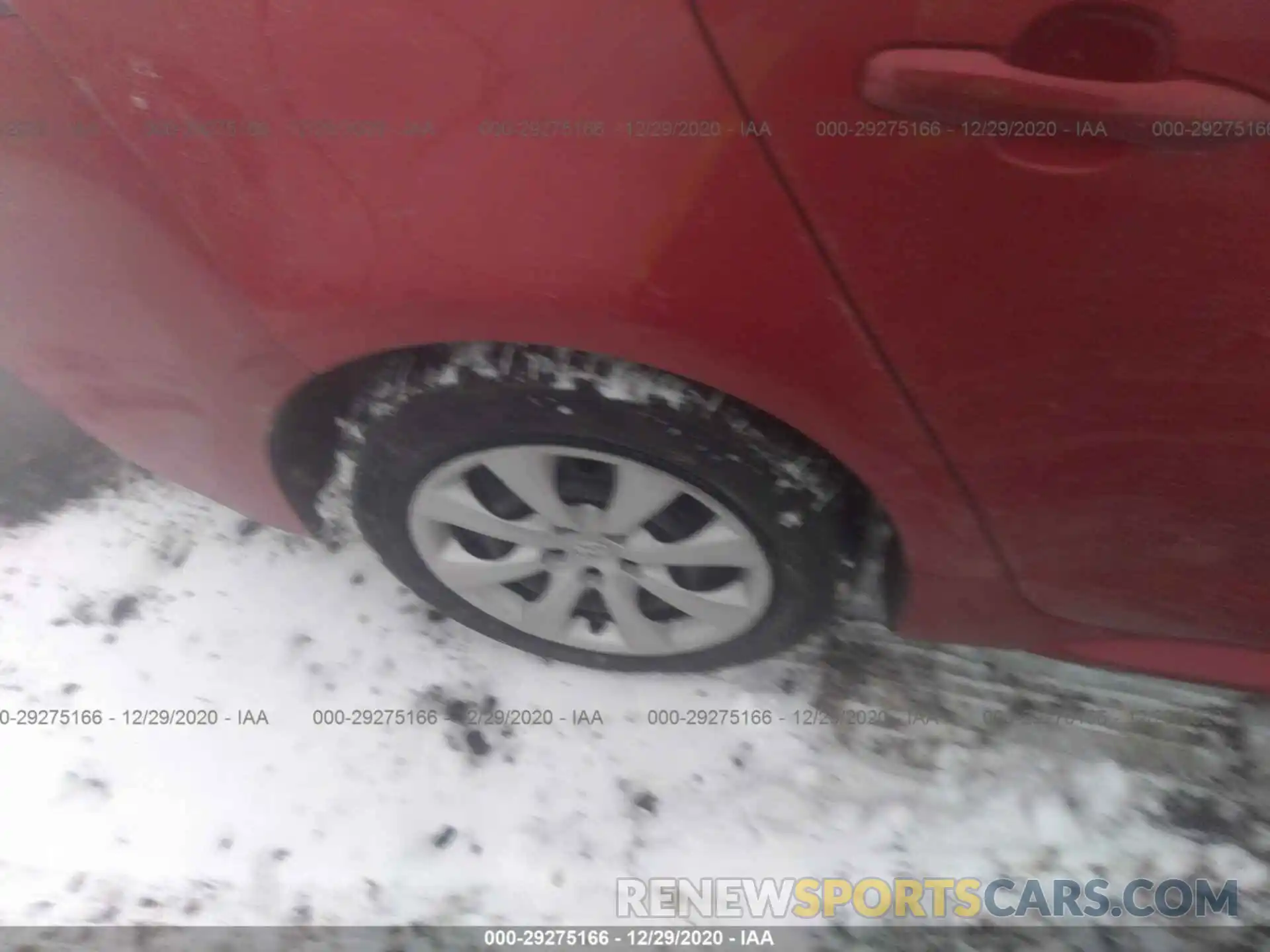 15 Photograph of a damaged car JTDEPRAE4LJ043982 TOYOTA COROLLA 2020