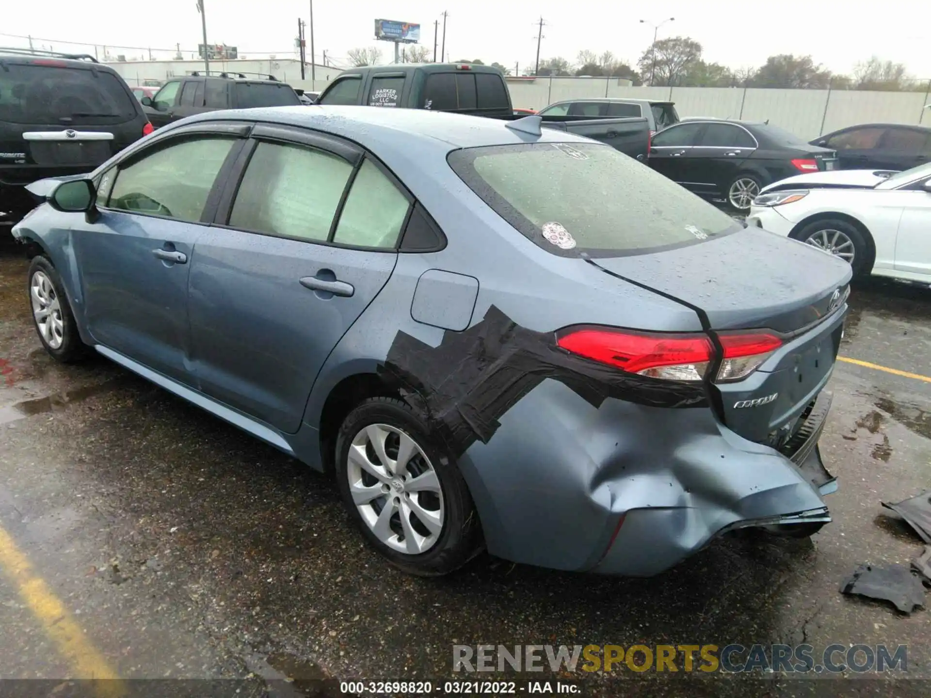 3 Photograph of a damaged car JTDEPRAE4LJ043996 TOYOTA COROLLA 2020