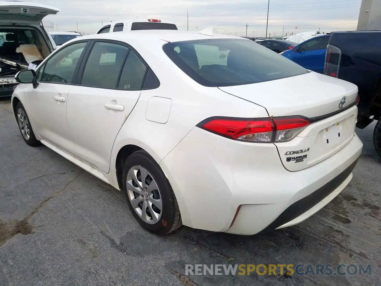 3 Photograph of a damaged car JTDEPRAE4LJ044100 TOYOTA COROLLA 2020