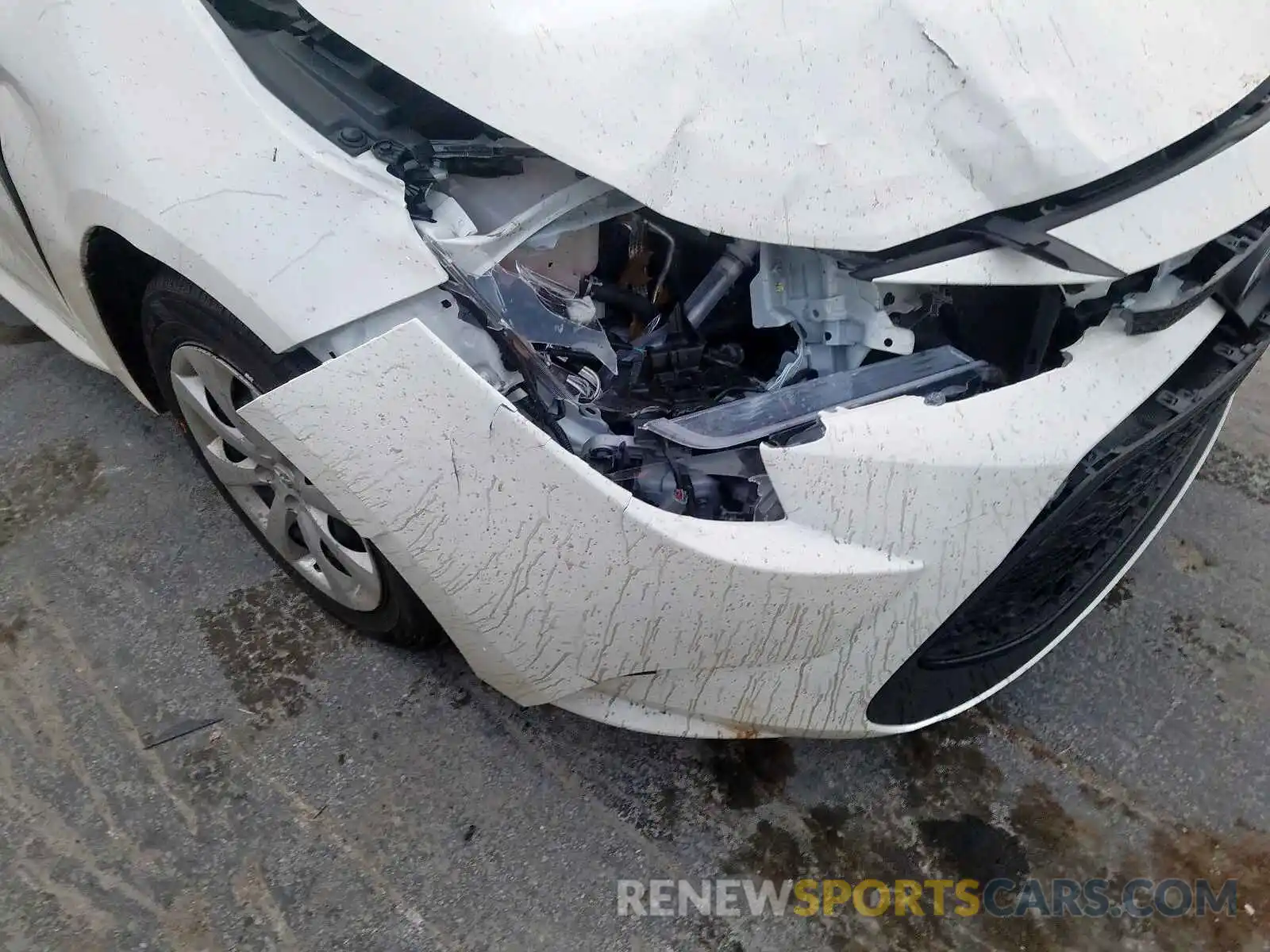 9 Photograph of a damaged car JTDEPRAE4LJ044100 TOYOTA COROLLA 2020