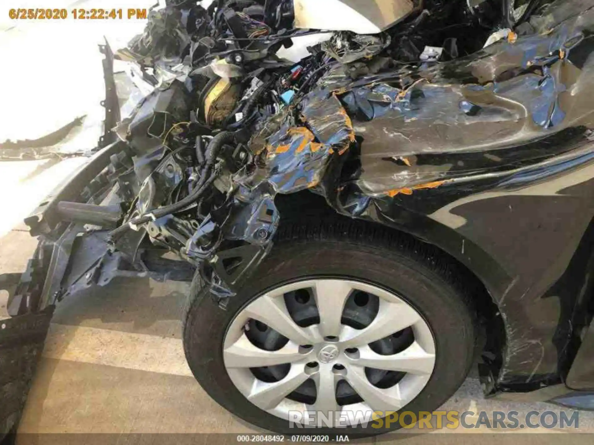 16 Photograph of a damaged car JTDEPRAE4LJ044937 TOYOTA COROLLA 2020