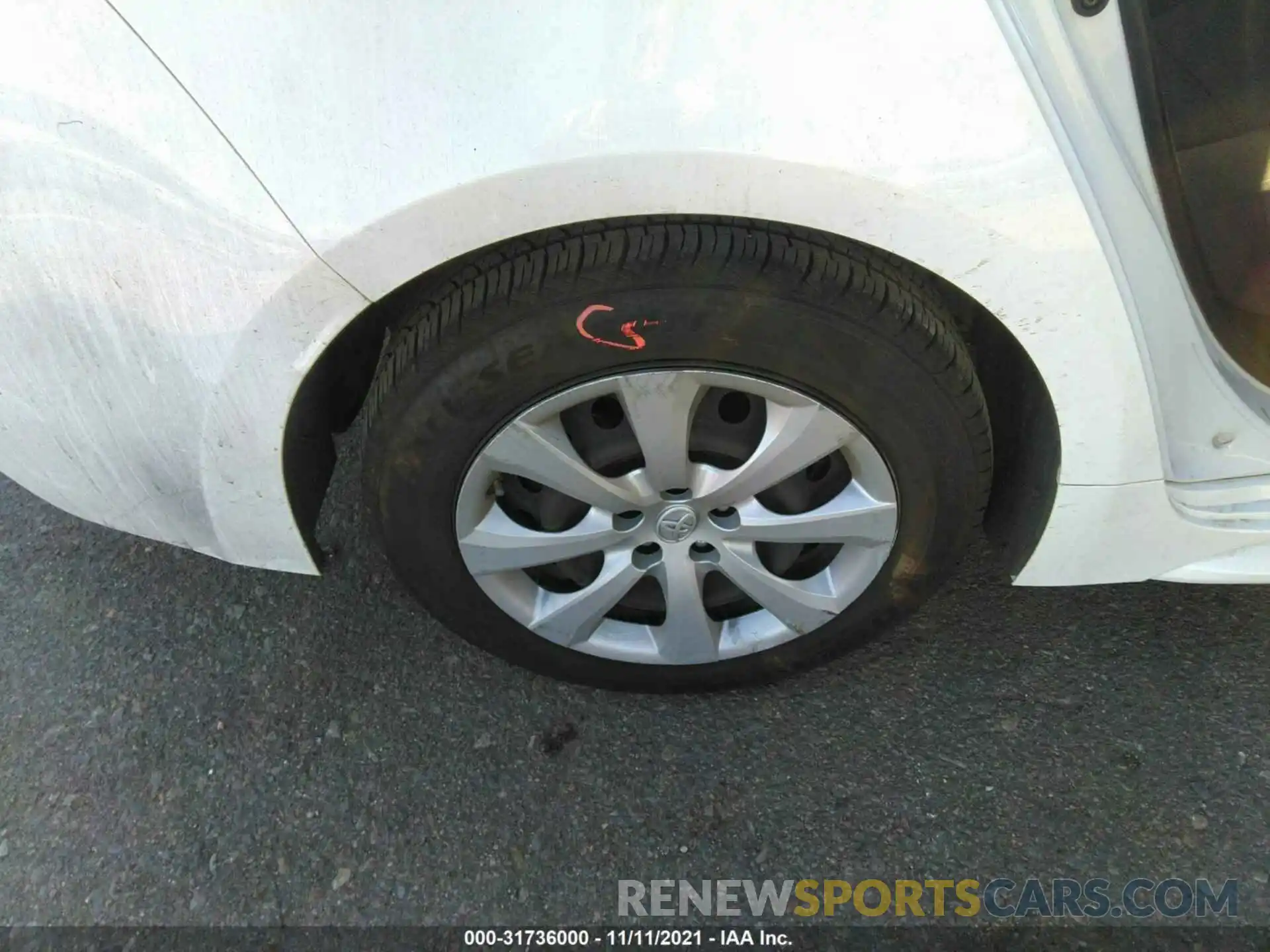 15 Photograph of a damaged car JTDEPRAE4LJ045067 TOYOTA COROLLA 2020