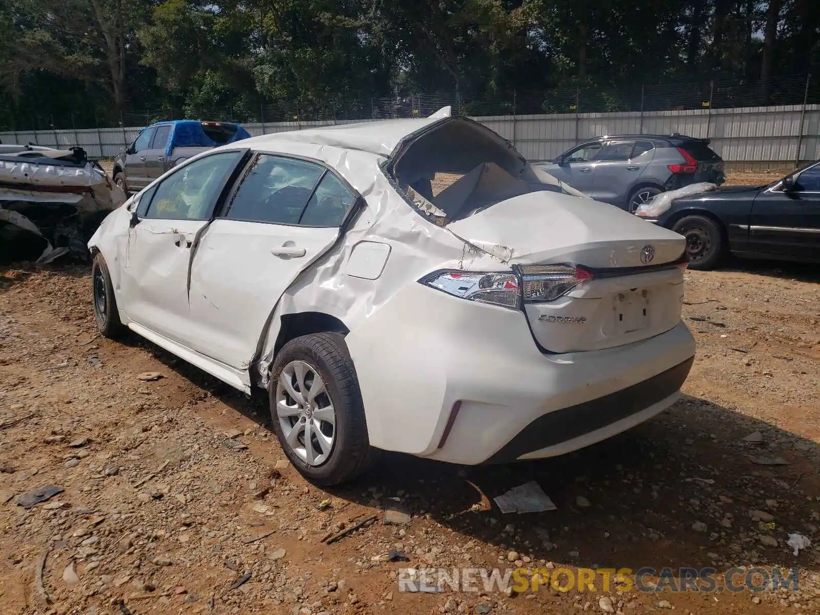 3 Photograph of a damaged car JTDEPRAE4LJ045313 TOYOTA COROLLA 2020