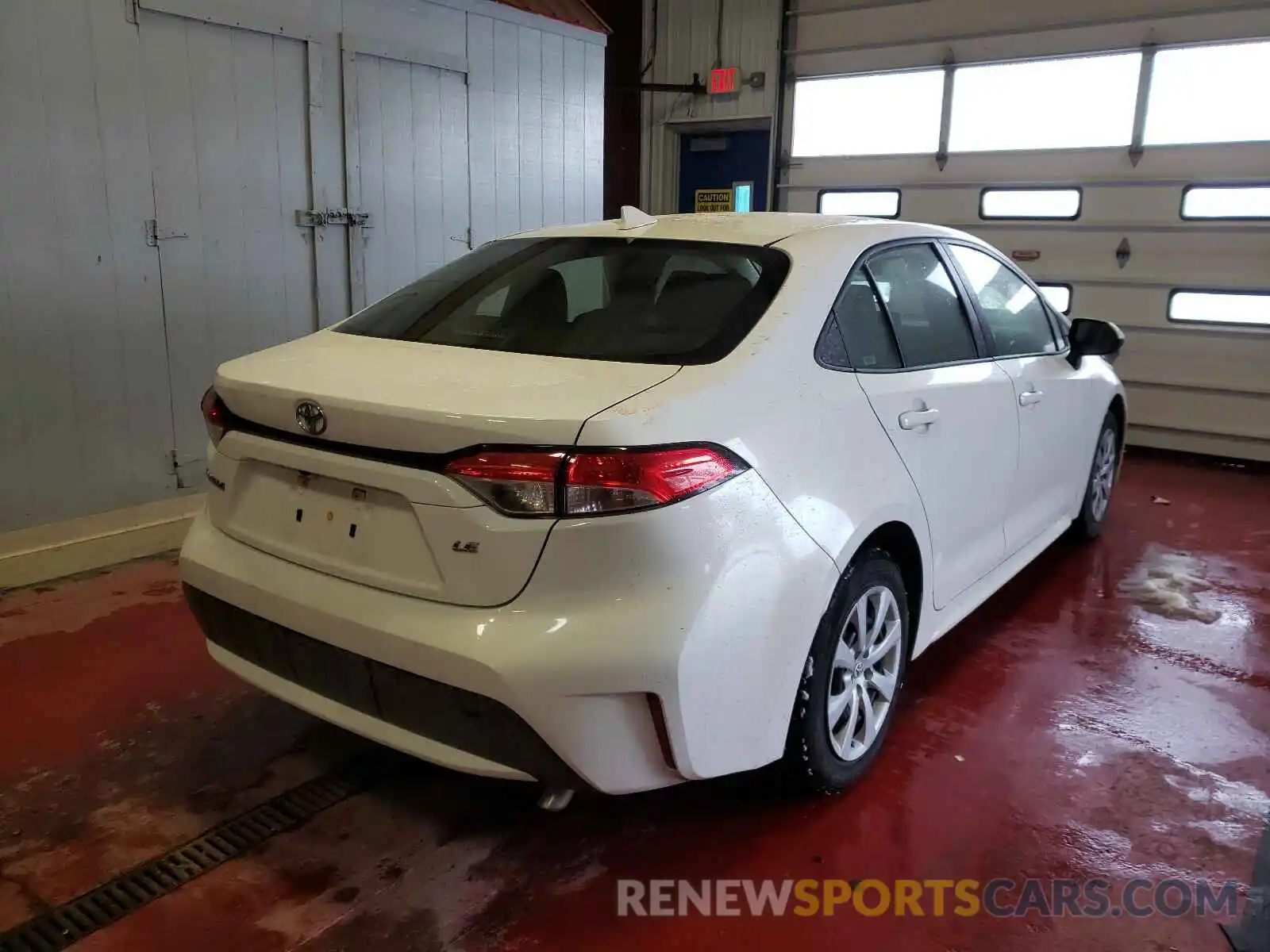 4 Photograph of a damaged car JTDEPRAE4LJ045666 TOYOTA COROLLA 2020