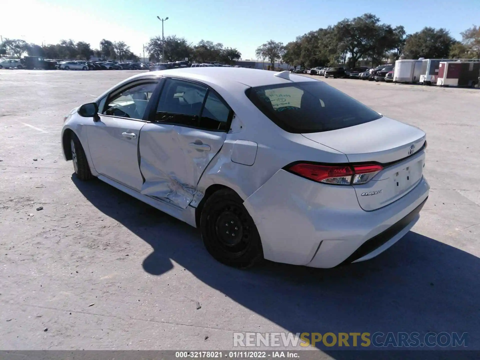 3 Photograph of a damaged car JTDEPRAE4LJ046302 TOYOTA COROLLA 2020