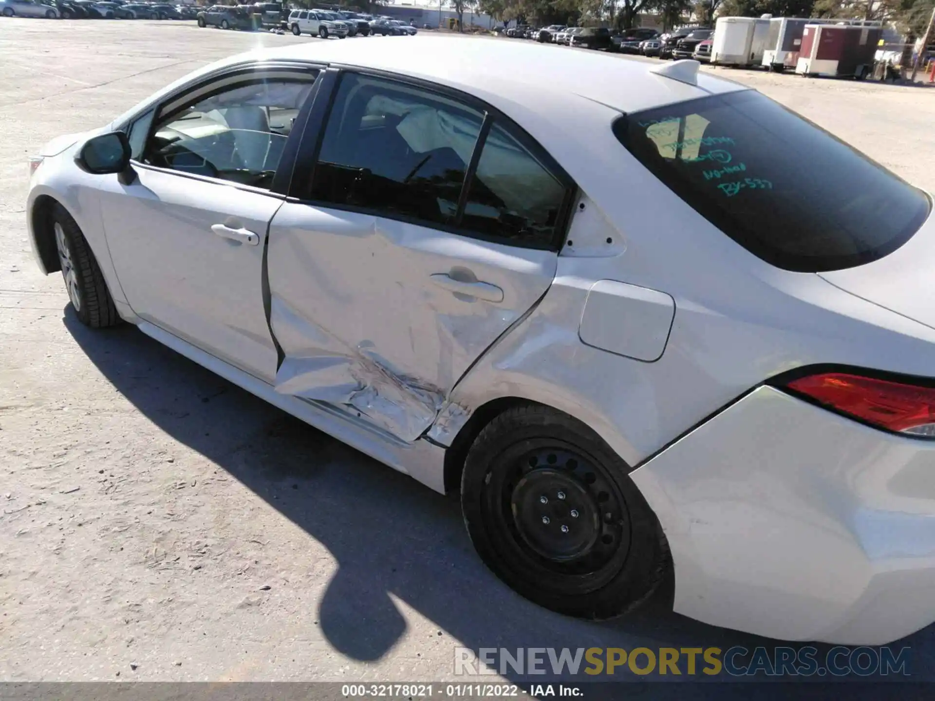 6 Photograph of a damaged car JTDEPRAE4LJ046302 TOYOTA COROLLA 2020