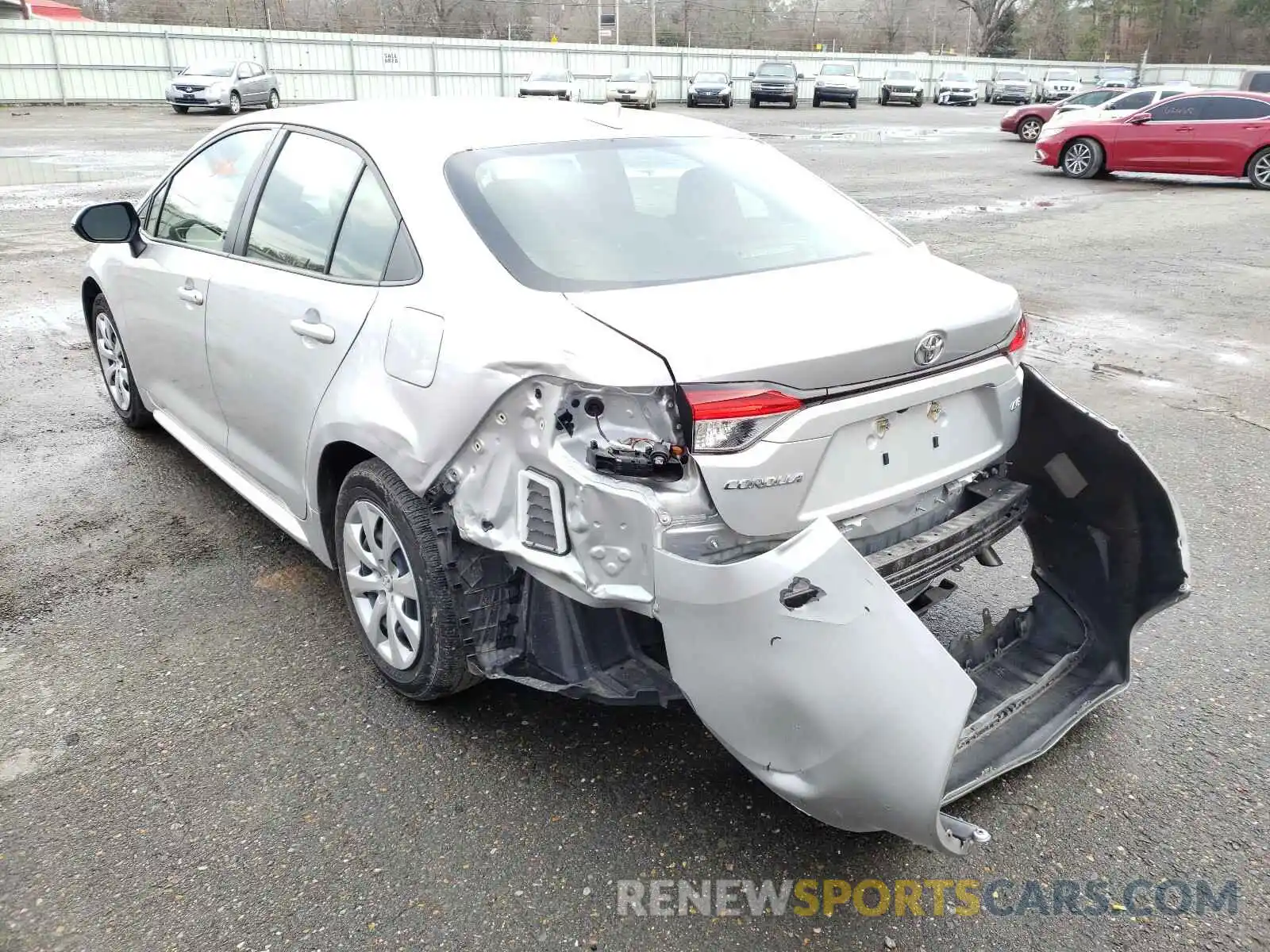 3 Photograph of a damaged car JTDEPRAE4LJ046719 TOYOTA COROLLA 2020