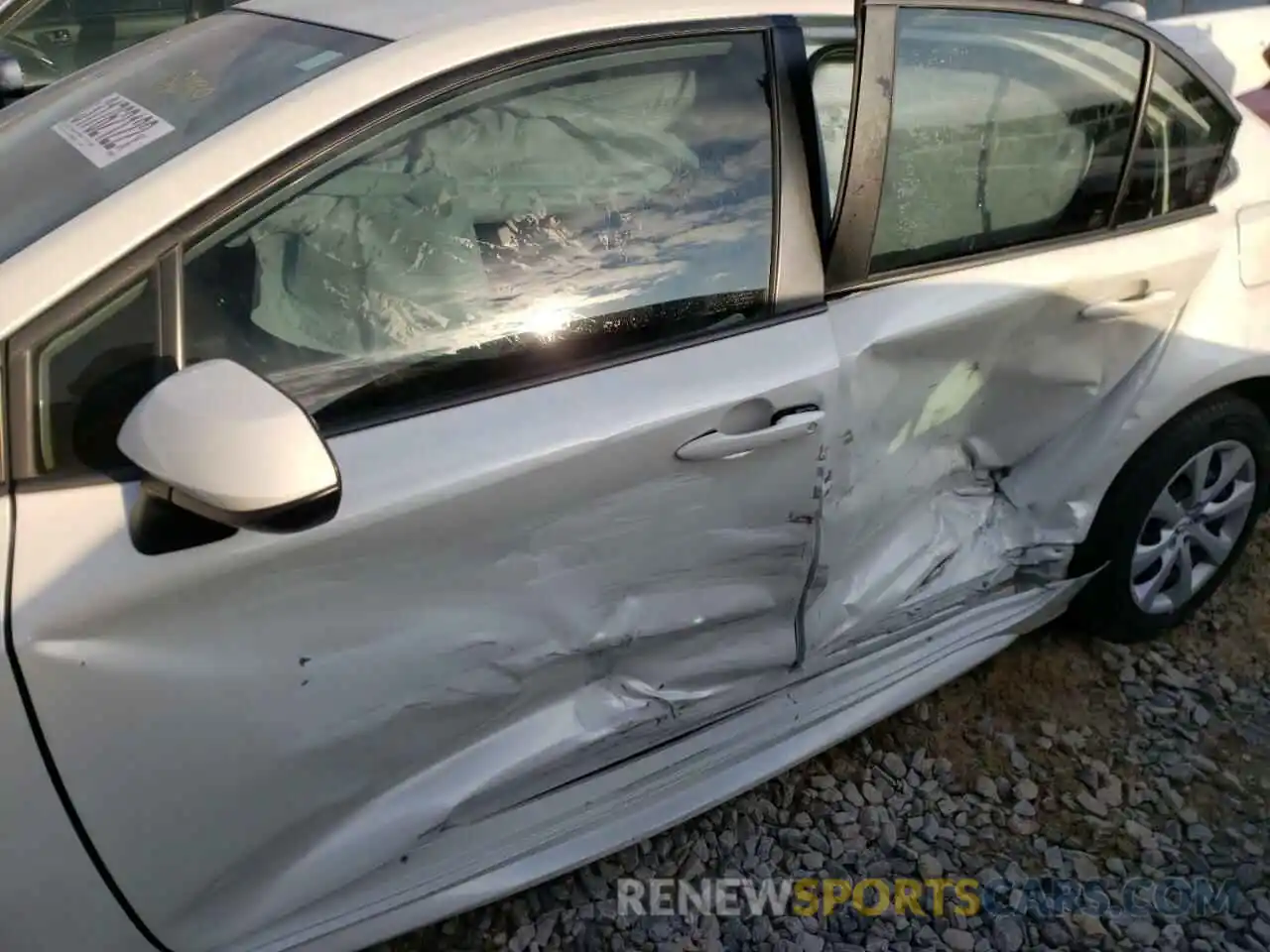 9 Photograph of a damaged car JTDEPRAE4LJ048230 TOYOTA COROLLA 2020