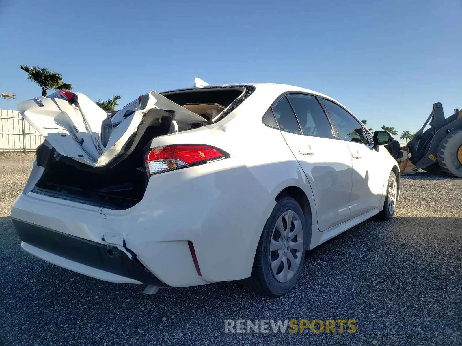 4 Photograph of a damaged car JTDEPRAE4LJ048387 TOYOTA COROLLA 2020