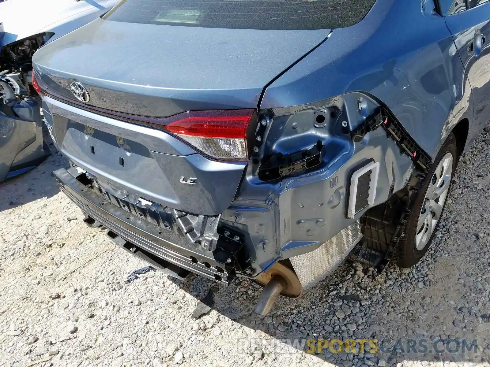 9 Photograph of a damaged car JTDEPRAE4LJ048485 TOYOTA COROLLA 2020