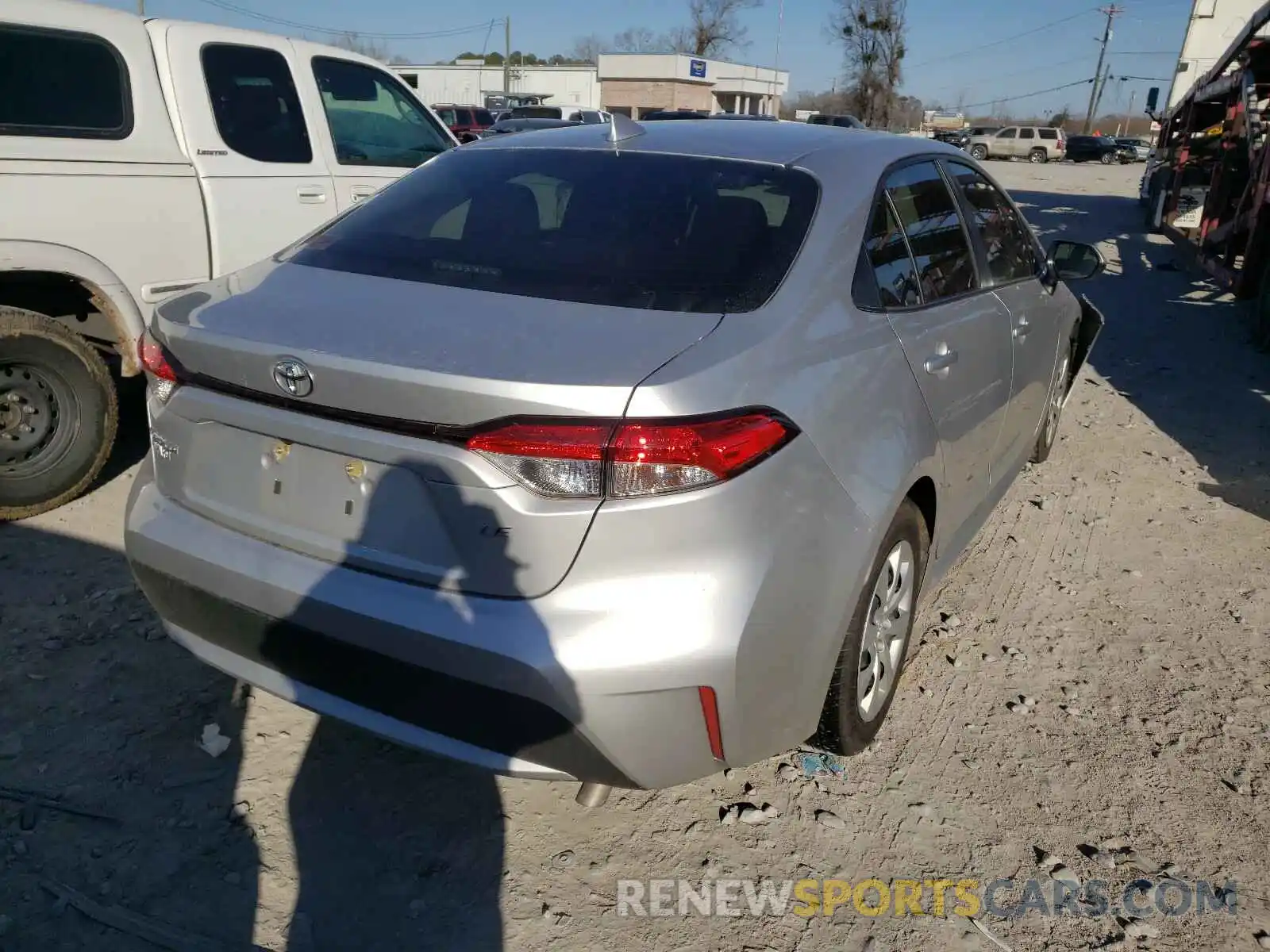 4 Photograph of a damaged car JTDEPRAE4LJ049006 TOYOTA COROLLA 2020