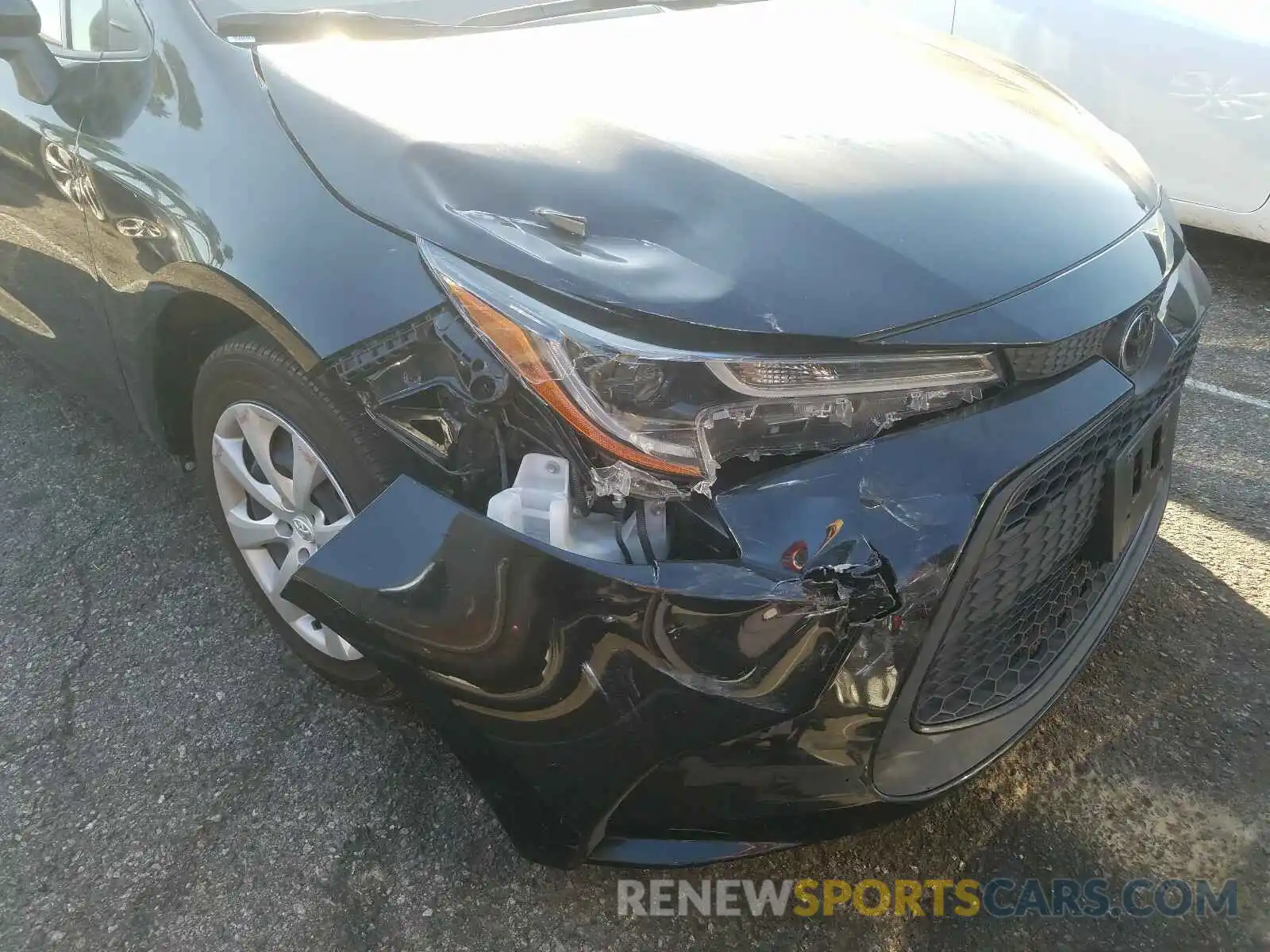 9 Photograph of a damaged car JTDEPRAE4LJ051192 TOYOTA COROLLA 2020