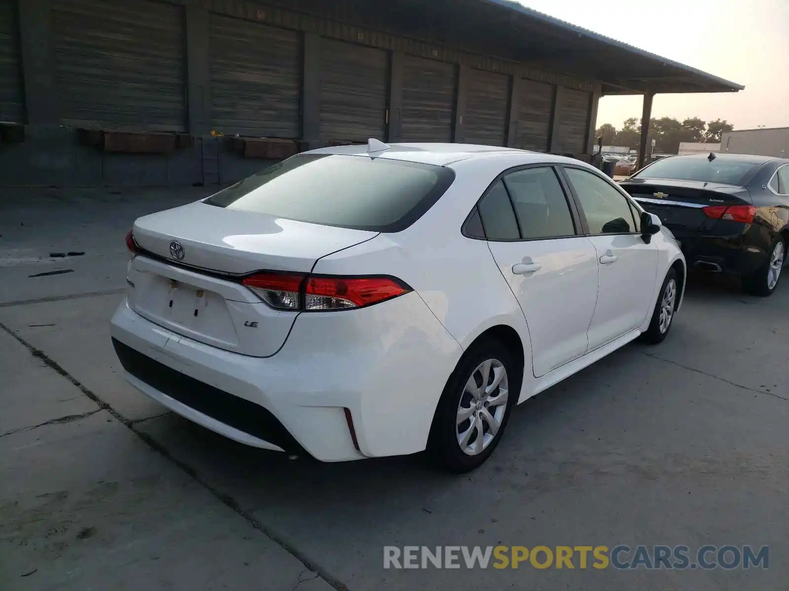 4 Photograph of a damaged car JTDEPRAE4LJ052097 TOYOTA COROLLA 2020