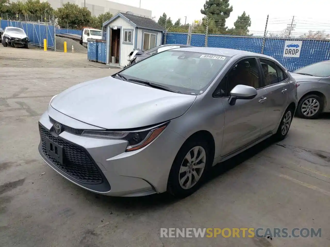 2 Photograph of a damaged car JTDEPRAE4LJ052634 TOYOTA COROLLA 2020