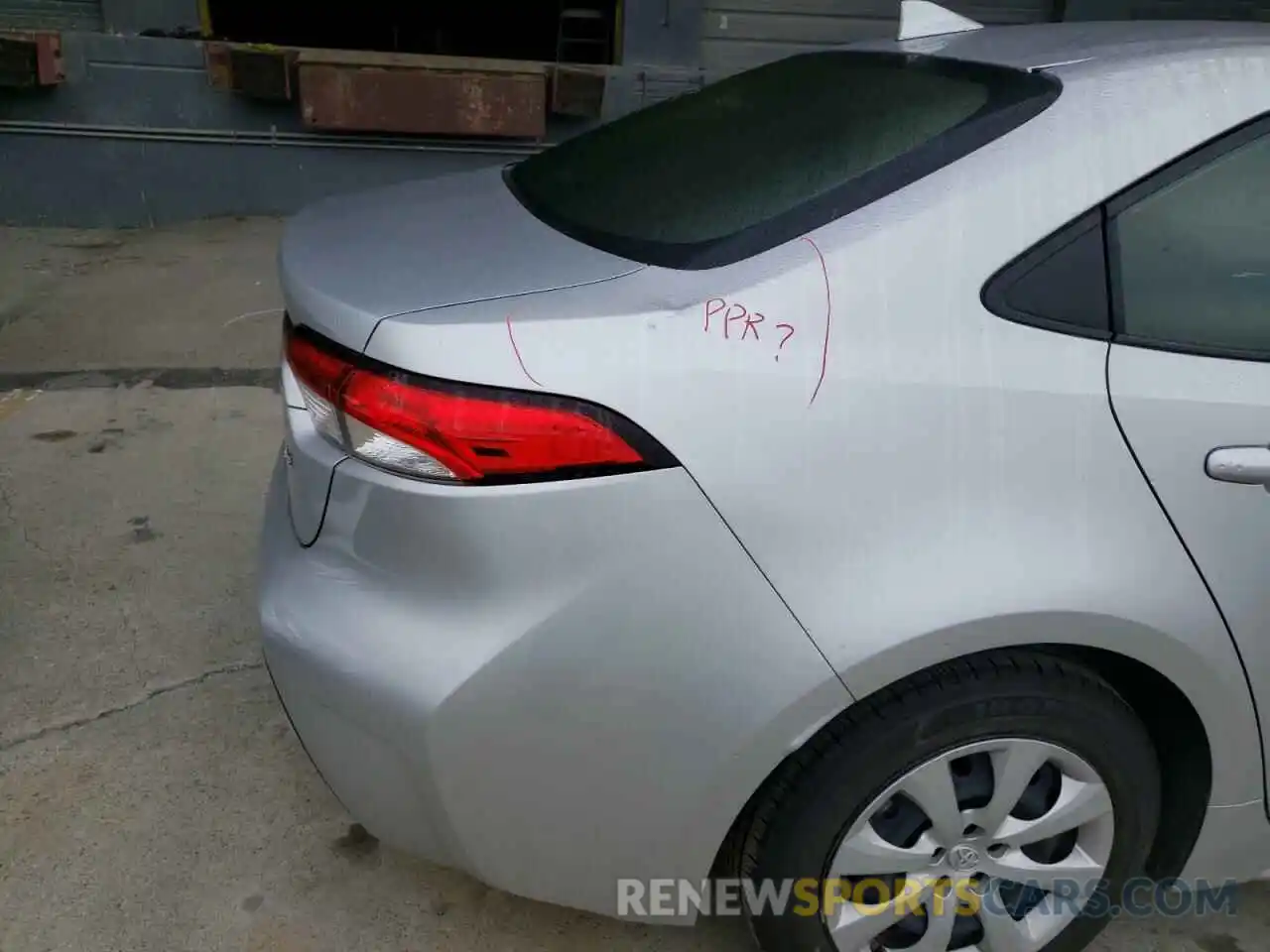 9 Photograph of a damaged car JTDEPRAE4LJ052634 TOYOTA COROLLA 2020