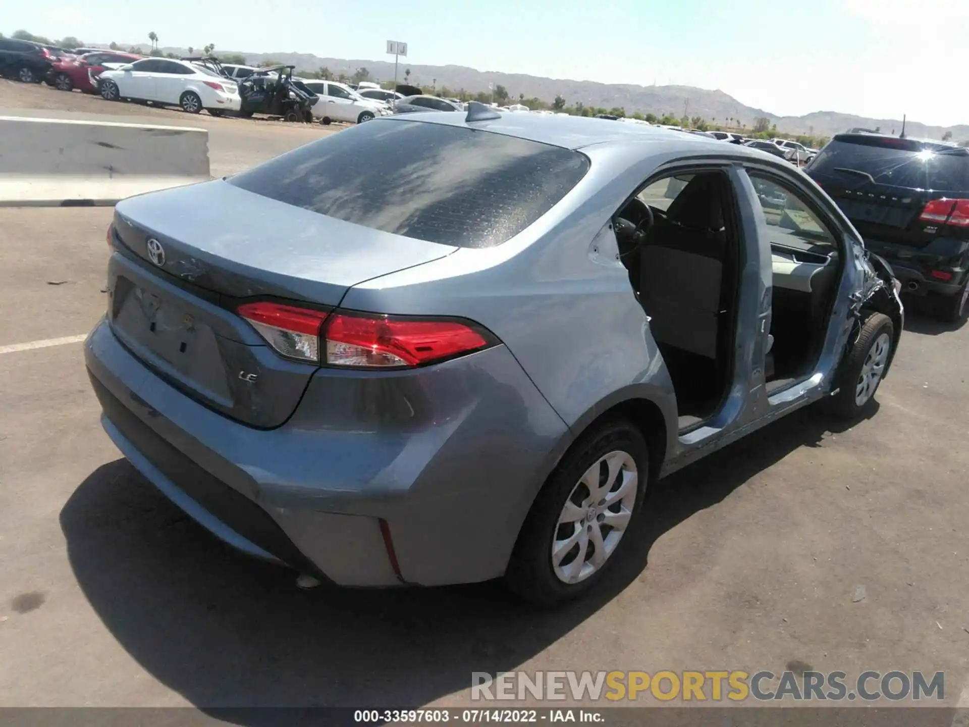 4 Photograph of a damaged car JTDEPRAE4LJ052746 TOYOTA COROLLA 2020