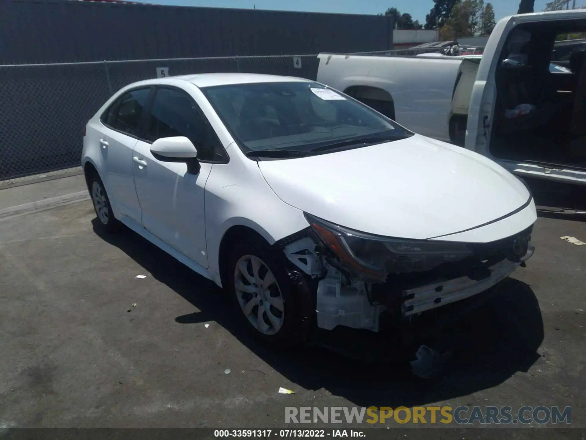 1 Photograph of a damaged car JTDEPRAE4LJ053427 TOYOTA COROLLA 2020