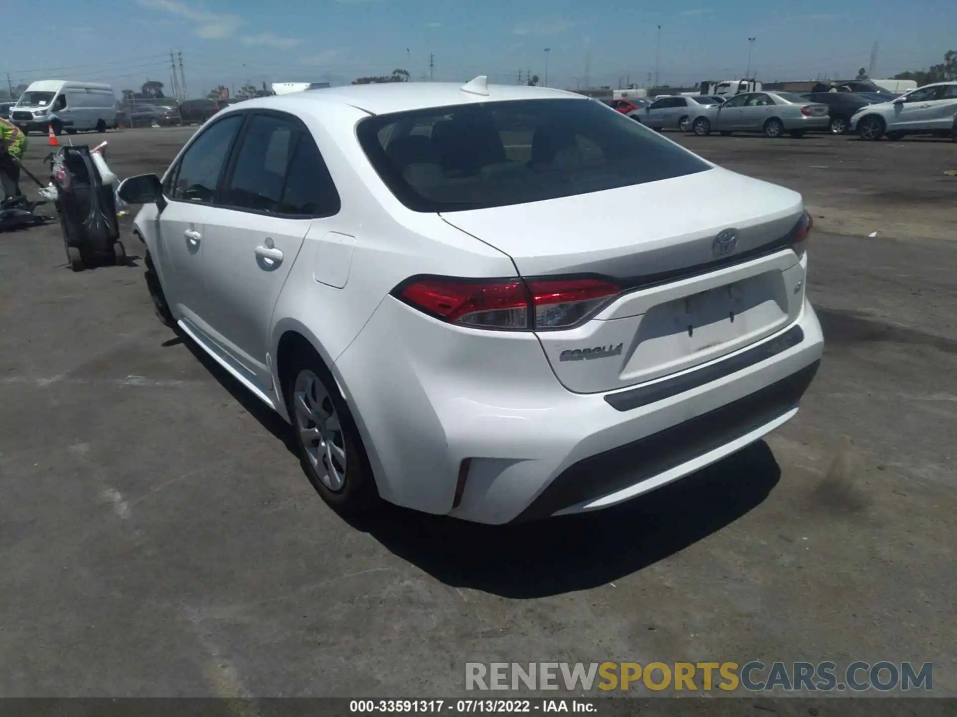 3 Photograph of a damaged car JTDEPRAE4LJ053427 TOYOTA COROLLA 2020