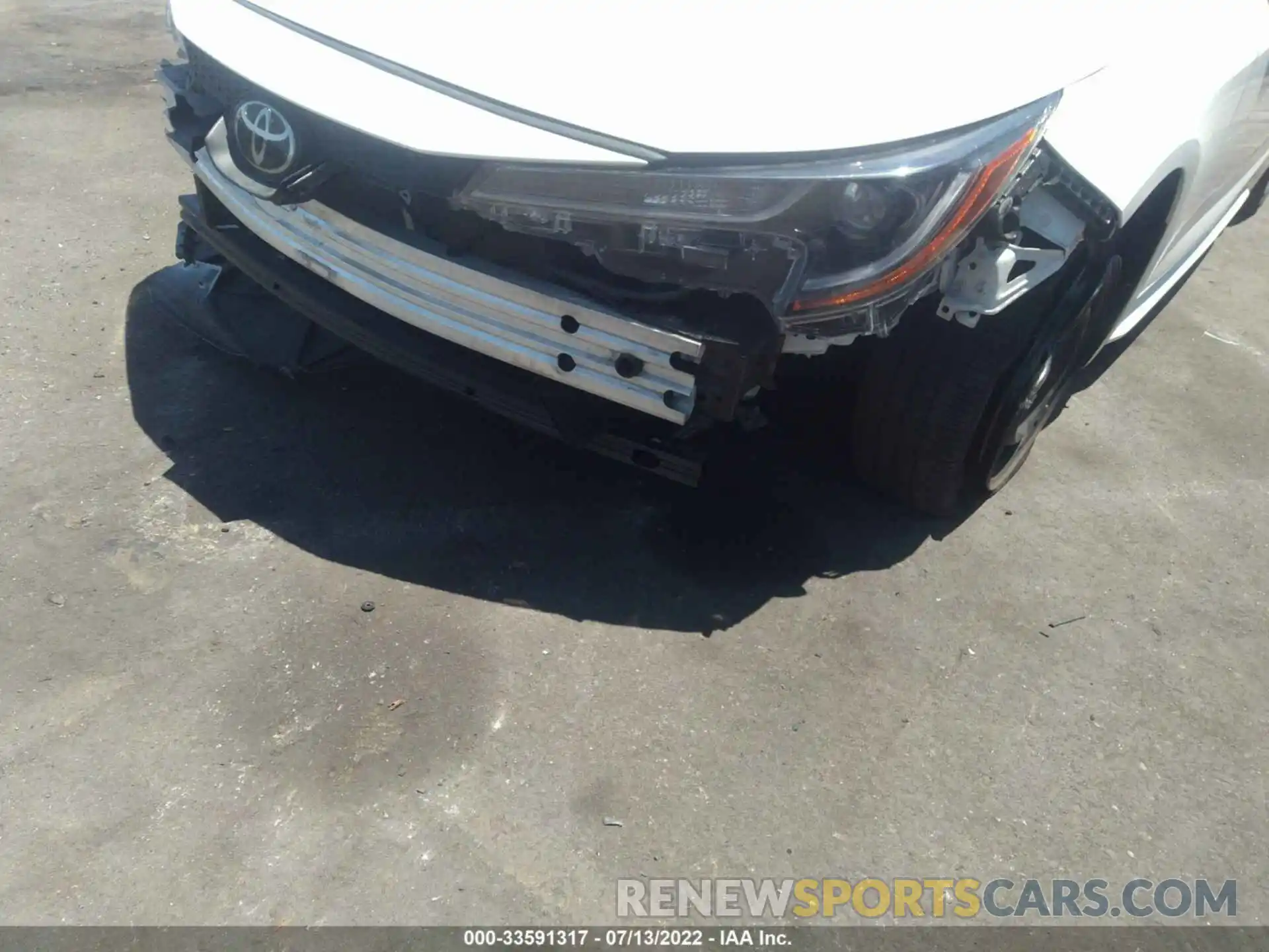 6 Photograph of a damaged car JTDEPRAE4LJ053427 TOYOTA COROLLA 2020