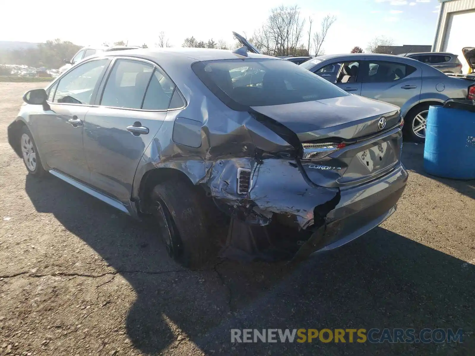 3 Photograph of a damaged car JTDEPRAE4LJ055551 TOYOTA COROLLA 2020