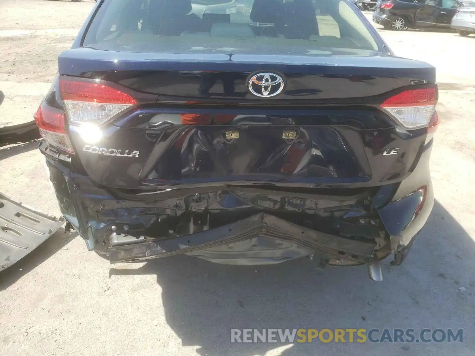 9 Photograph of a damaged car JTDEPRAE4LJ056084 TOYOTA COROLLA 2020