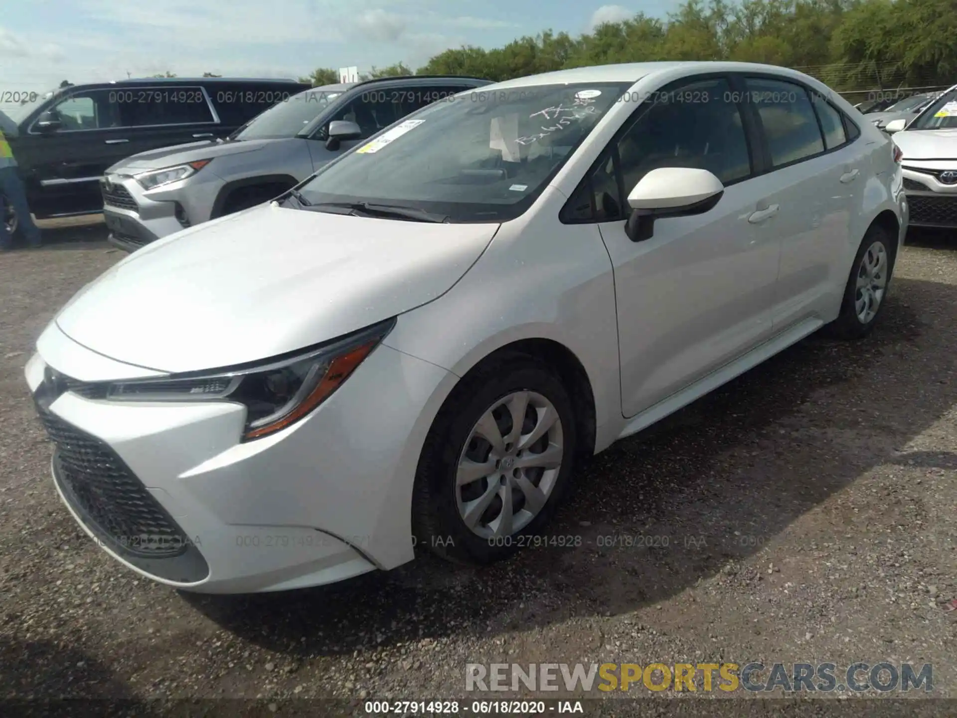 2 Photograph of a damaged car JTDEPRAE4LJ056134 TOYOTA COROLLA 2020