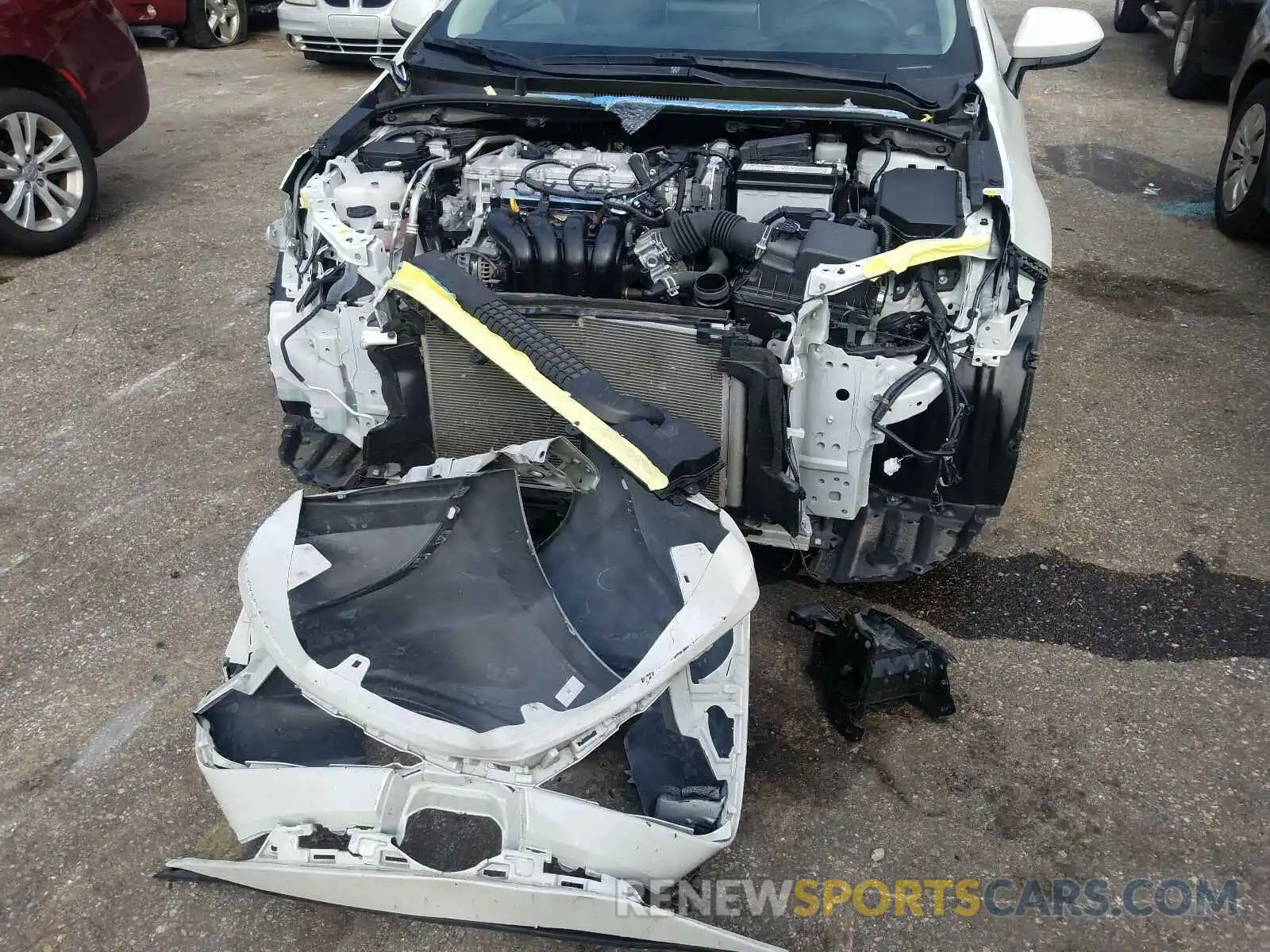 9 Photograph of a damaged car JTDEPRAE4LJ058482 TOYOTA COROLLA 2020