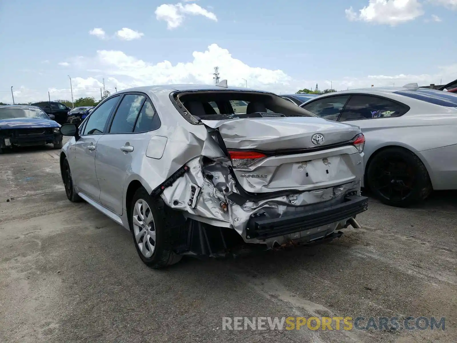 3 Photograph of a damaged car JTDEPRAE4LJ058935 TOYOTA COROLLA 2020