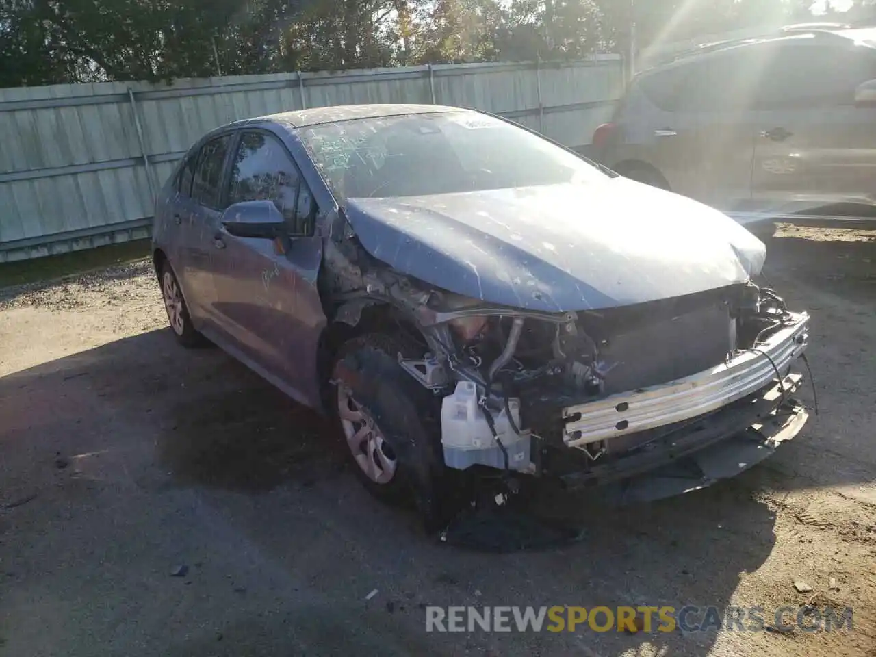 1 Photograph of a damaged car JTDEPRAE4LJ059261 TOYOTA COROLLA 2020