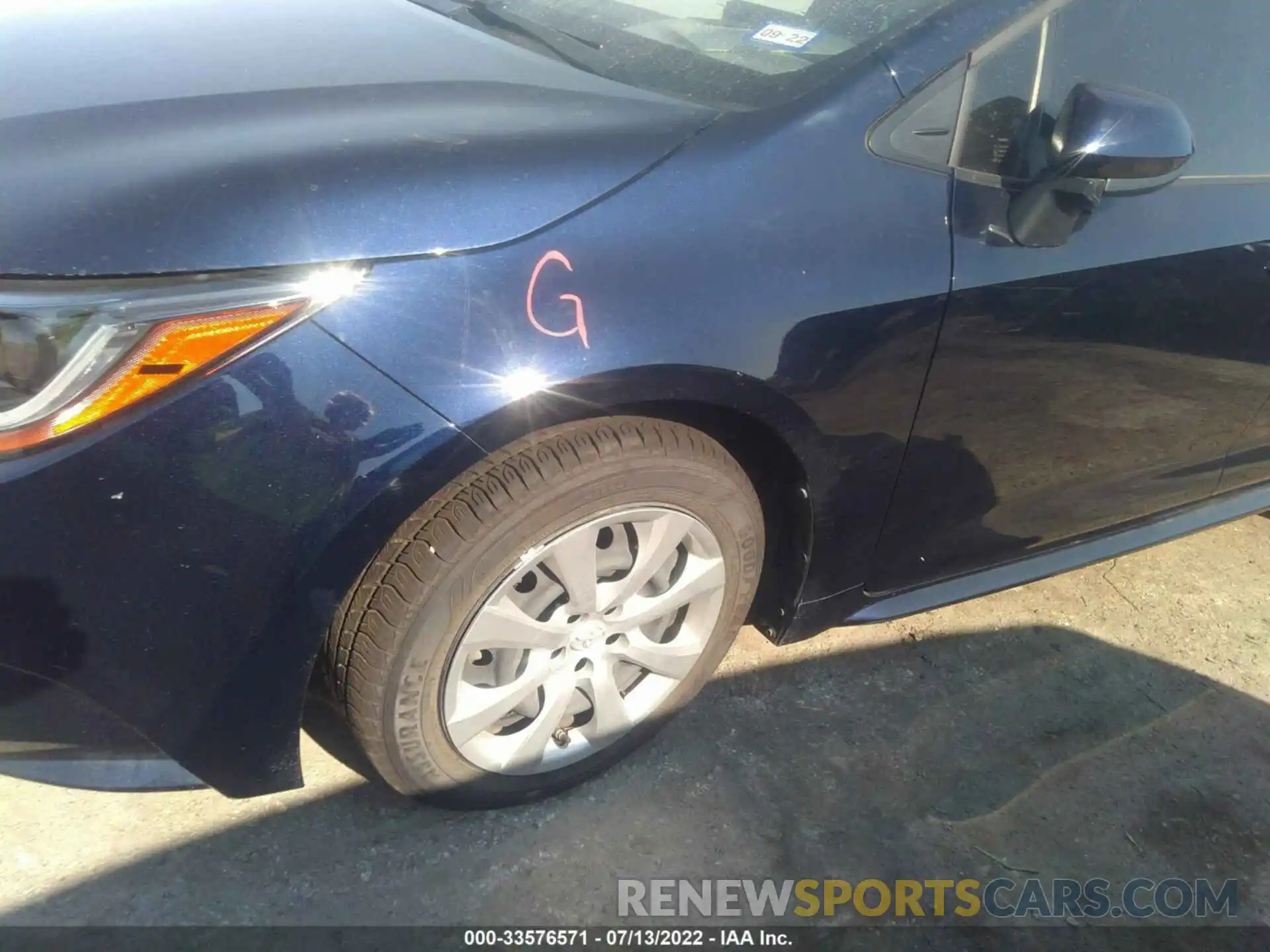 13 Photograph of a damaged car JTDEPRAE4LJ063522 TOYOTA COROLLA 2020