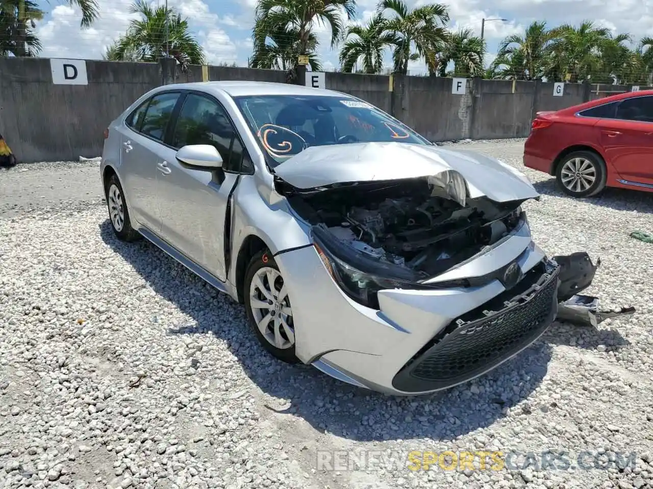 1 Photograph of a damaged car JTDEPRAE4LJ065741 TOYOTA COROLLA 2020