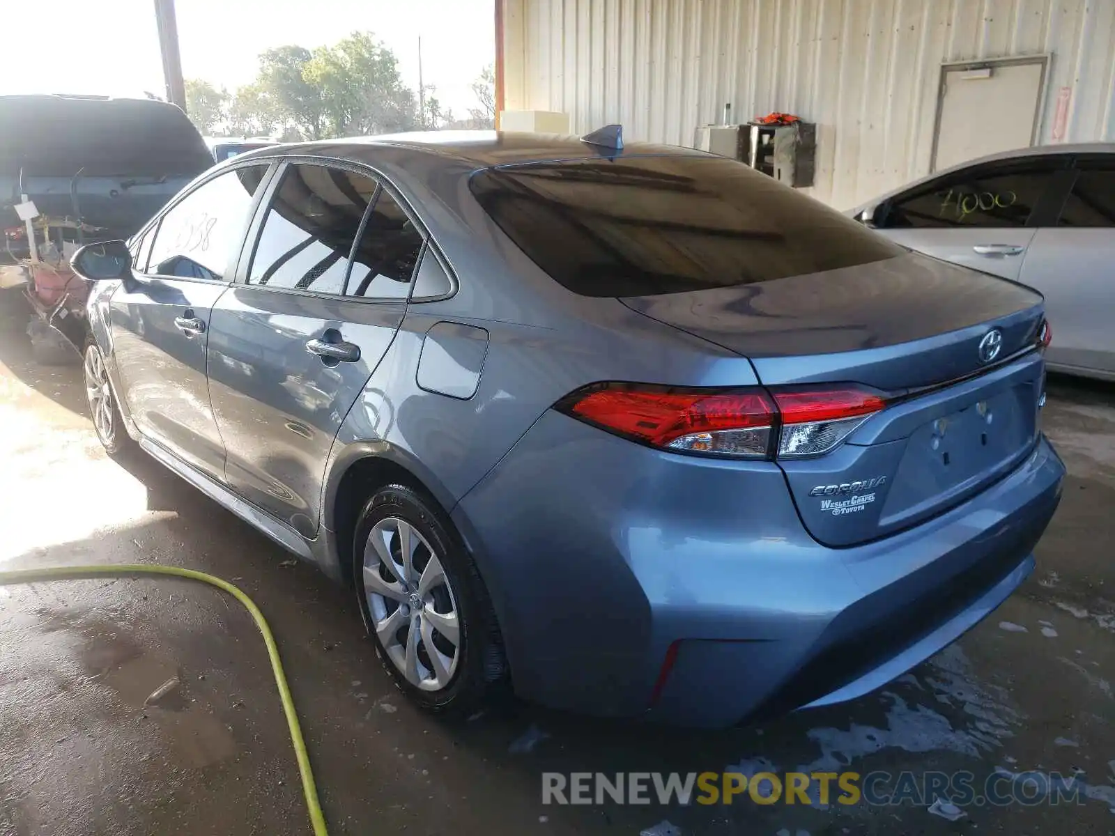 3 Photograph of a damaged car JTDEPRAE4LJ066033 TOYOTA COROLLA 2020