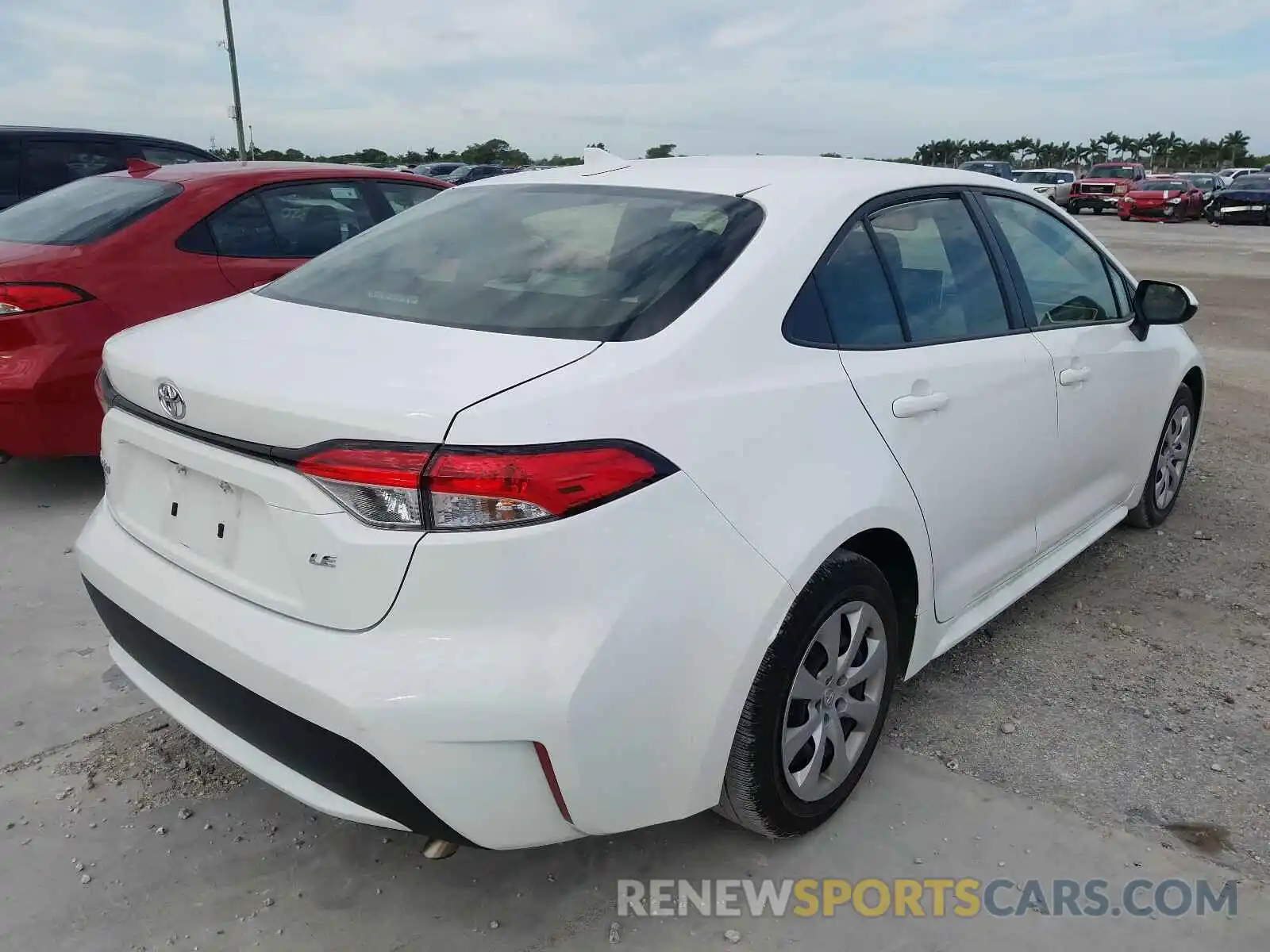 4 Photograph of a damaged car JTDEPRAE4LJ067800 TOYOTA COROLLA 2020