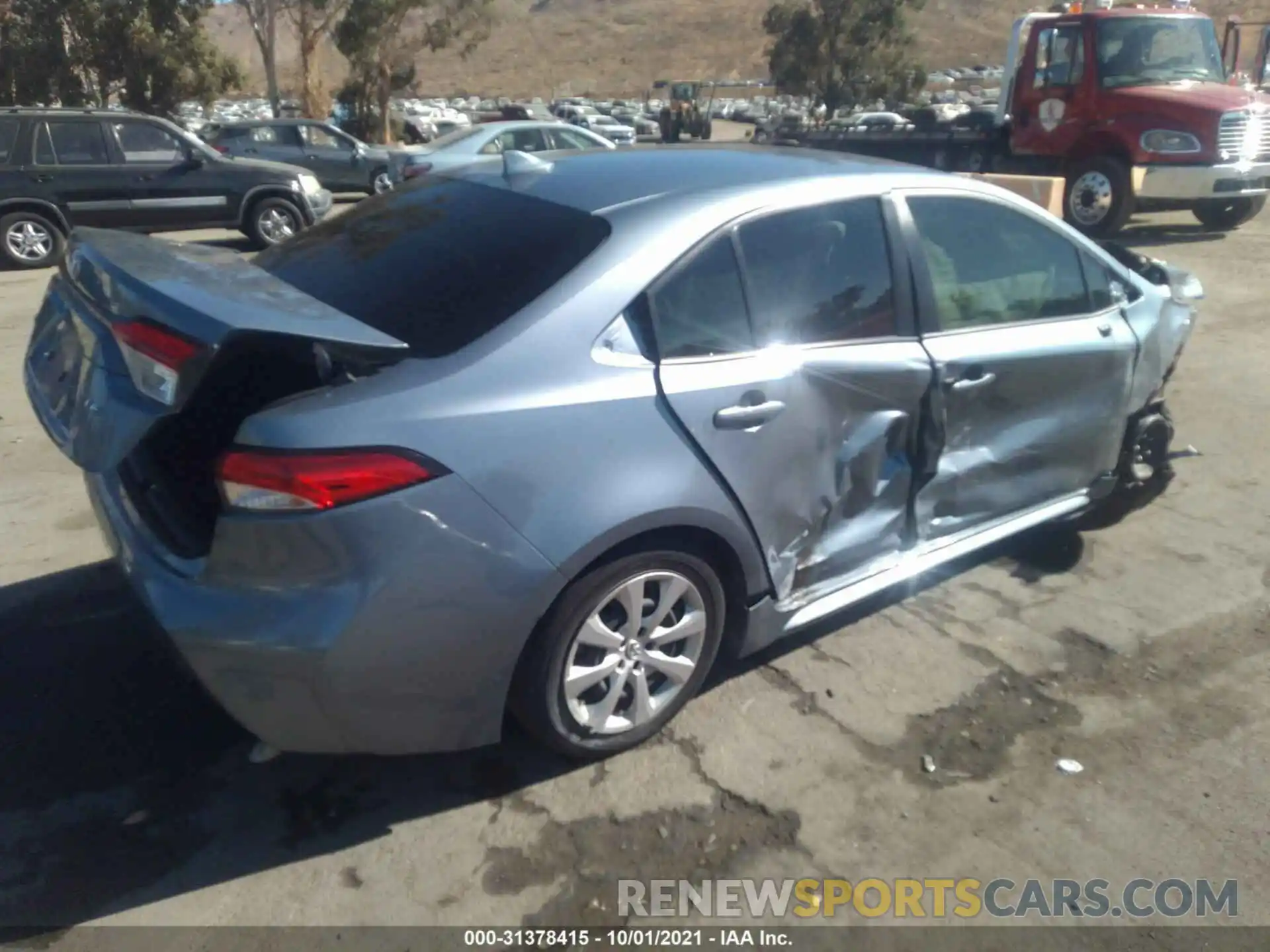 4 Photograph of a damaged car JTDEPRAE4LJ068400 TOYOTA COROLLA 2020