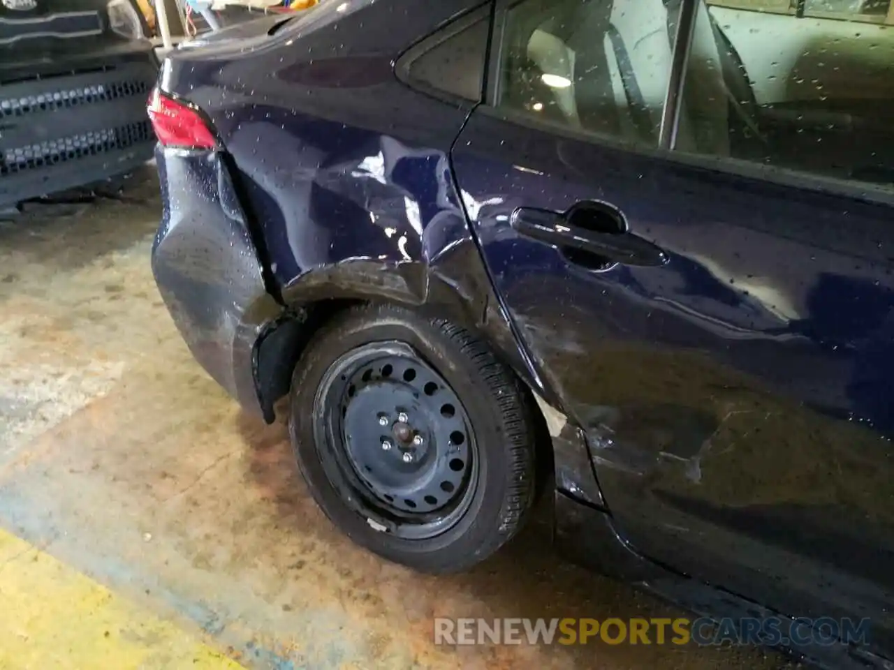 9 Photograph of a damaged car JTDEPRAE4LJ068669 TOYOTA COROLLA 2020