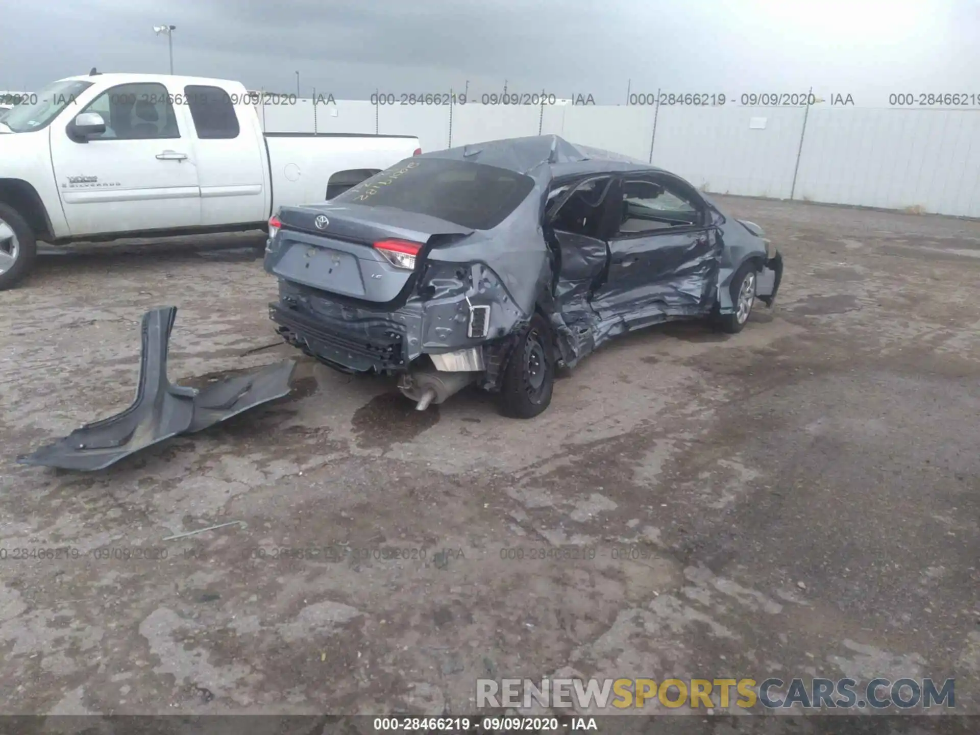 4 Фотография поврежденного автомобиля JTDEPRAE4LJ068848 TOYOTA COROLLA 2020