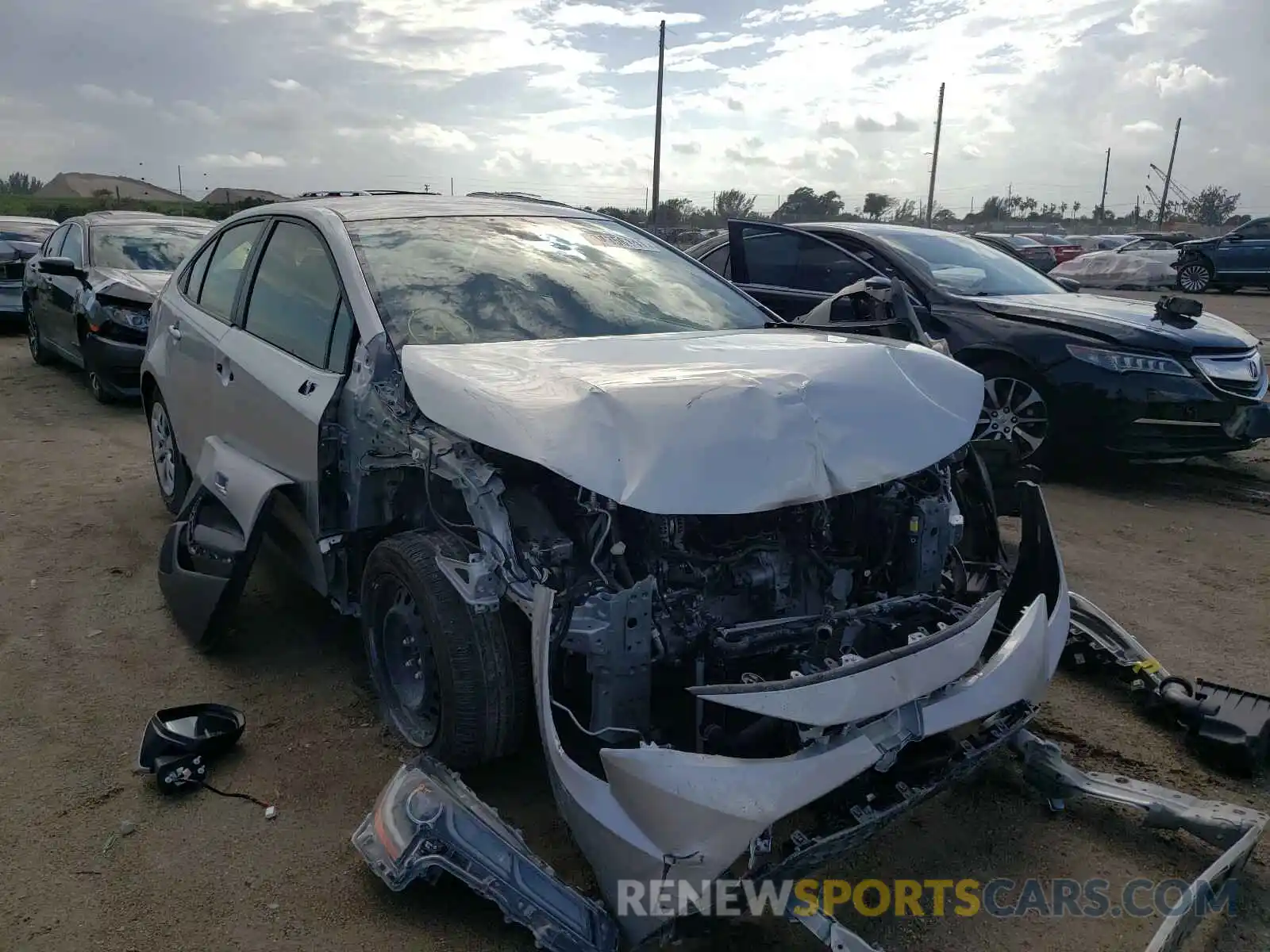 1 Photograph of a damaged car JTDEPRAE4LJ069997 TOYOTA COROLLA 2020