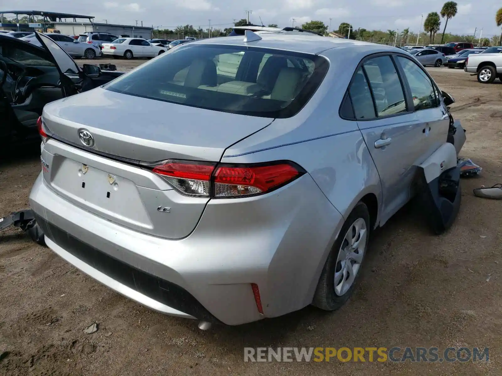 4 Photograph of a damaged car JTDEPRAE4LJ069997 TOYOTA COROLLA 2020