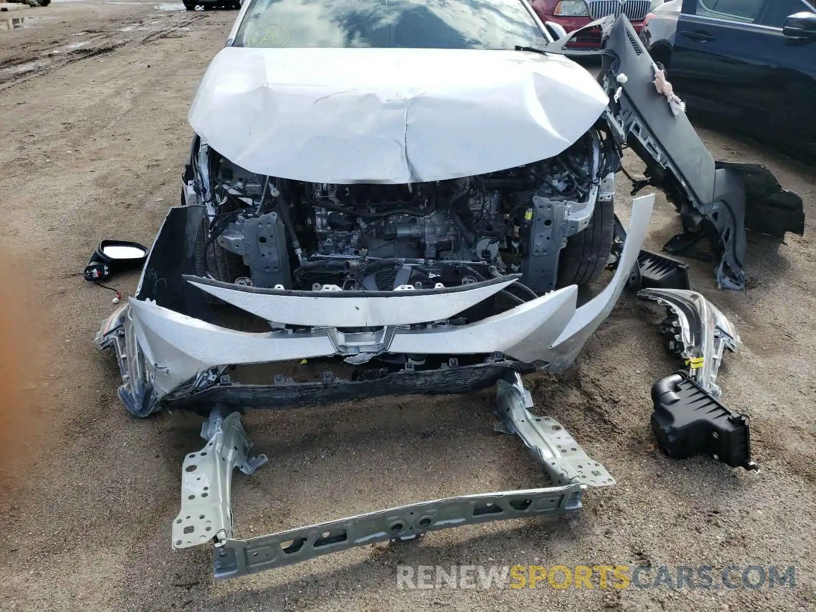 9 Photograph of a damaged car JTDEPRAE4LJ069997 TOYOTA COROLLA 2020